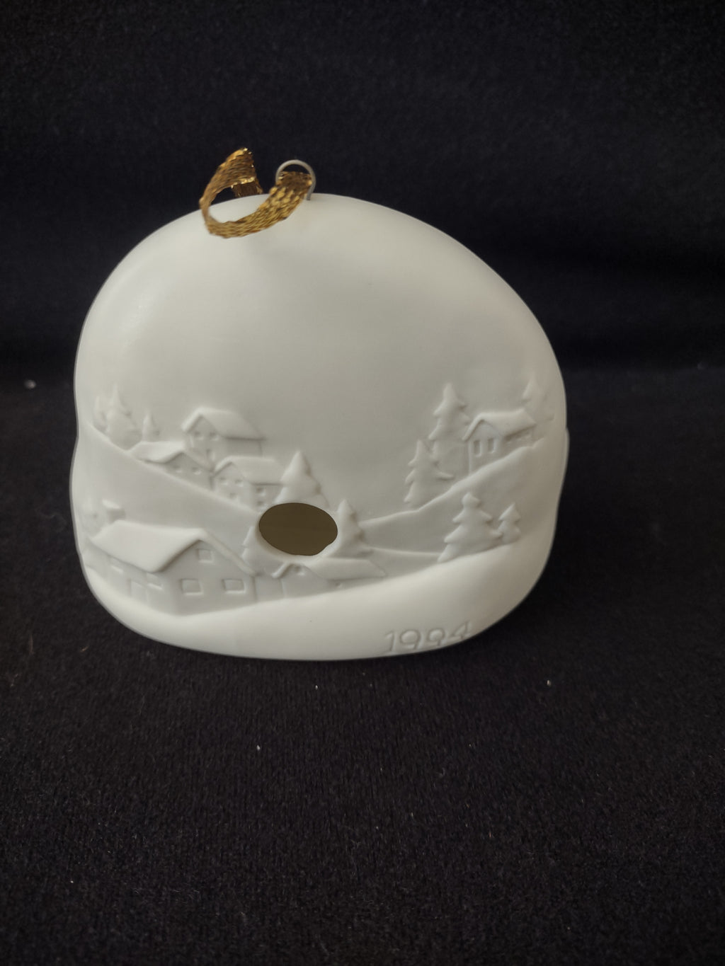 Vintage 1994 Hallmark Christmas Lighted Peaceful Village Ornament (Lot 4139)