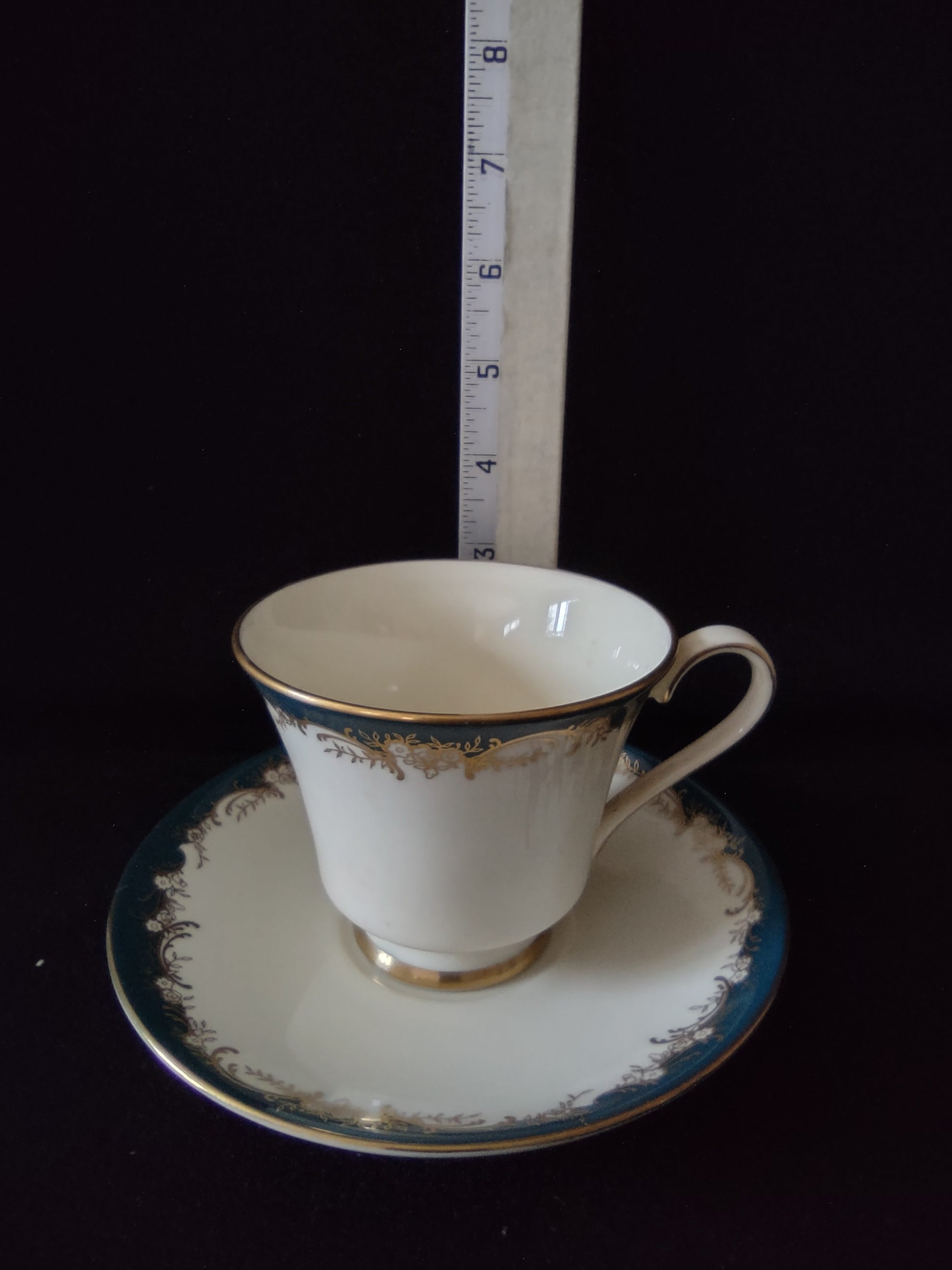 Vintage Minton Grosvenor Tea Cup Saucer Bone China Green Gold (Lot 5491)