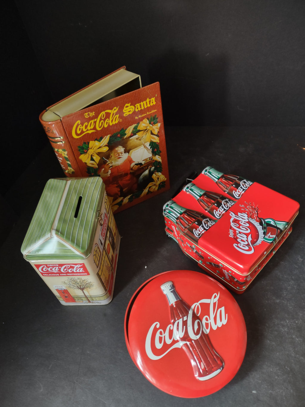 Lot of Coca-Cola Vintage Collectible Tin Coin Bank (lot 3140)