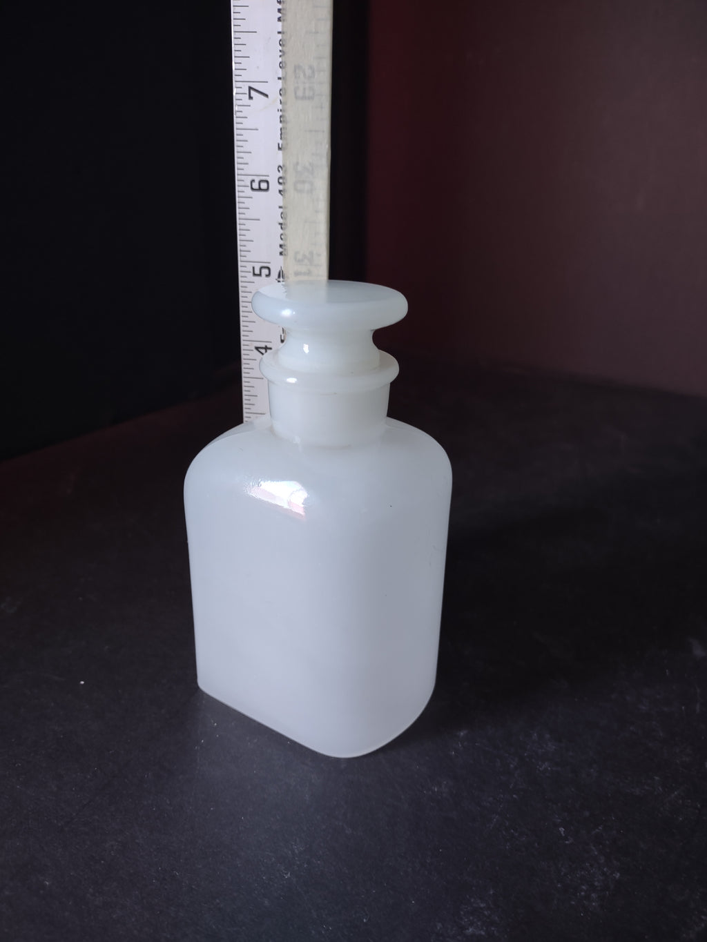 Vintage Milk Glass Apothecary Bottle with Stopper (lot 5202)