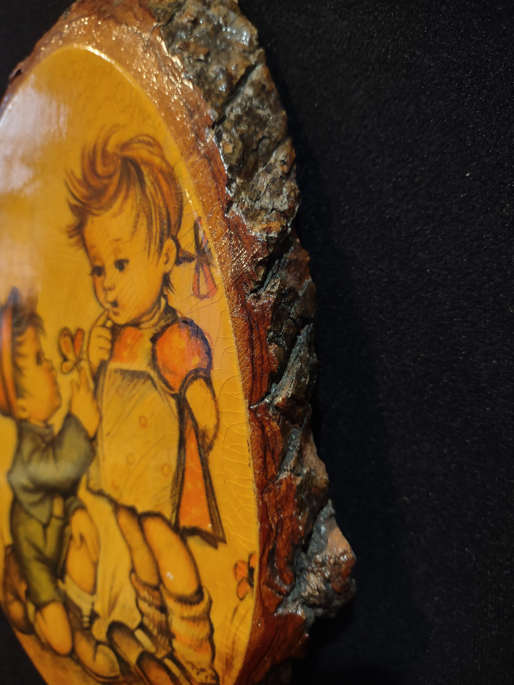 Vintage Hummel Style Natural Bark Edge Wooden Wall Plaque Evans Boy Girl(Lot4811