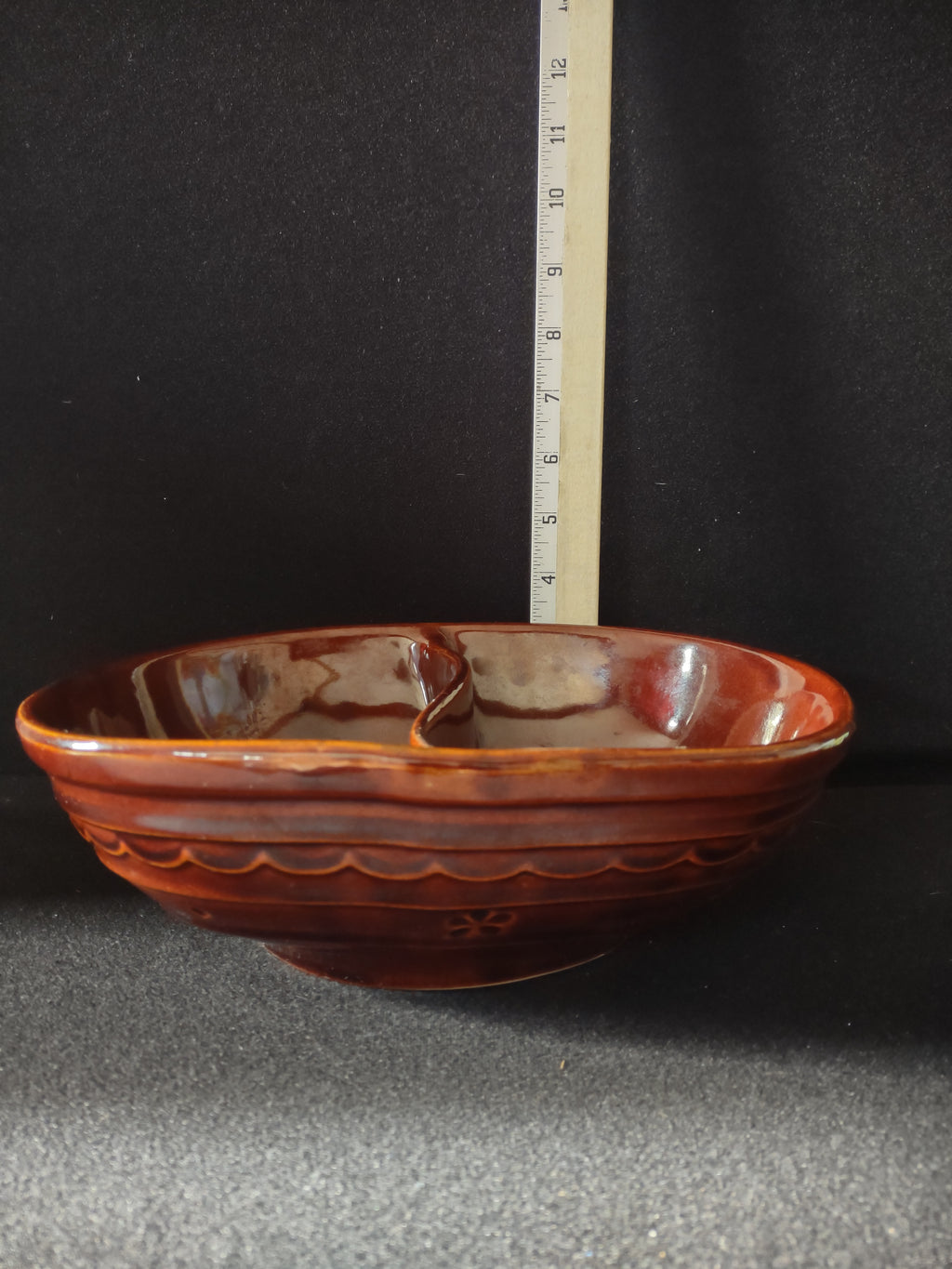 Vintage Marcrest Brown Glazed Stoneware Divided Serving Bowl Daisy Dot (Lot 5140