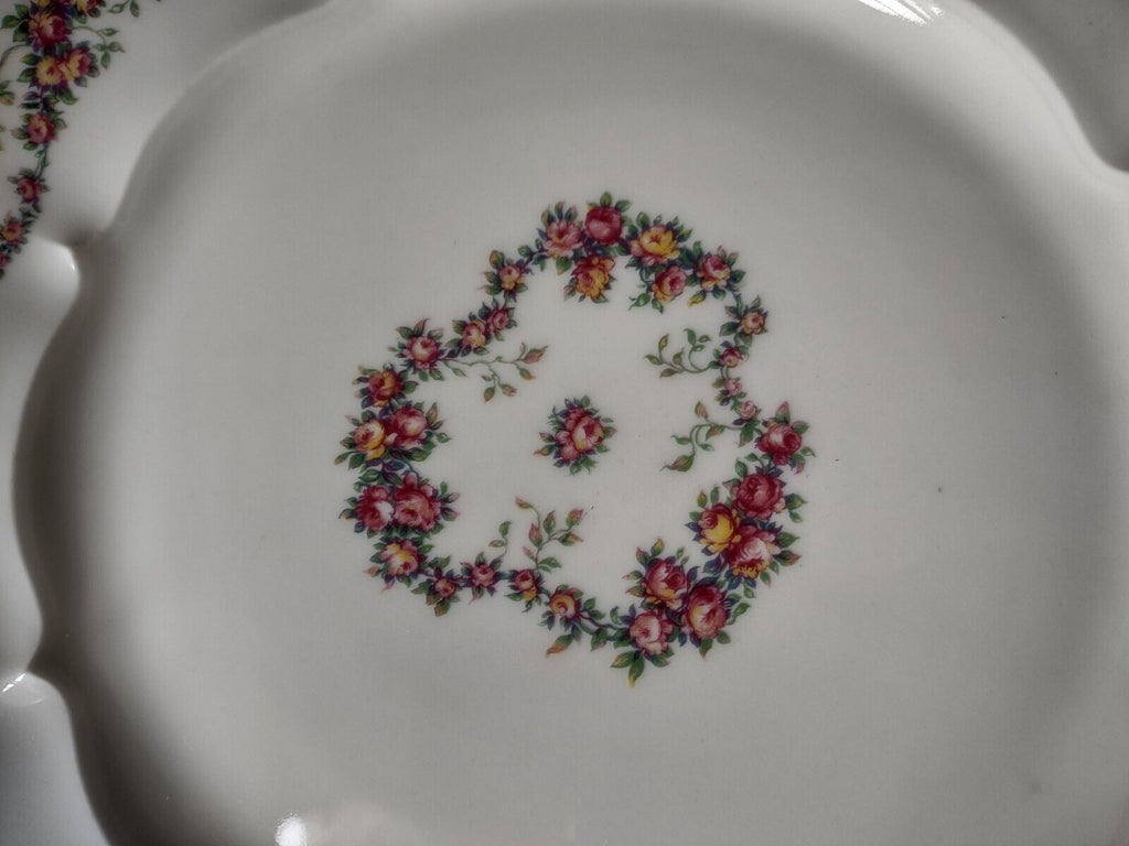 Haviland Limoges Red Rose Garland White Dinner Plate 9-3/4" (lot 355)