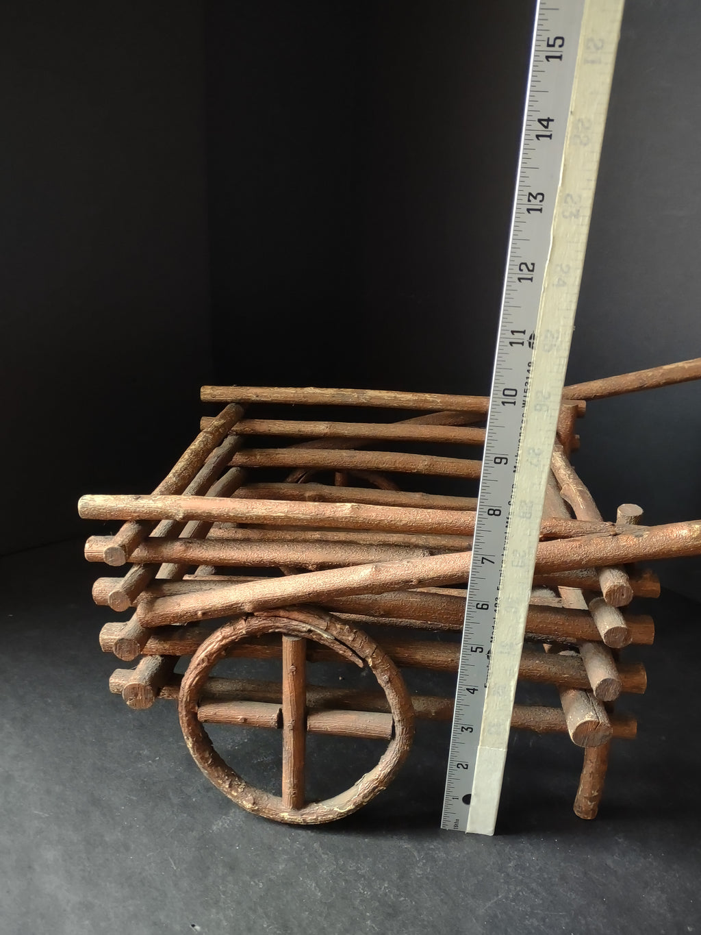 Vintage Rustic Primitive Wood Wheelbarrow Planter 19x9 (lot 5016)