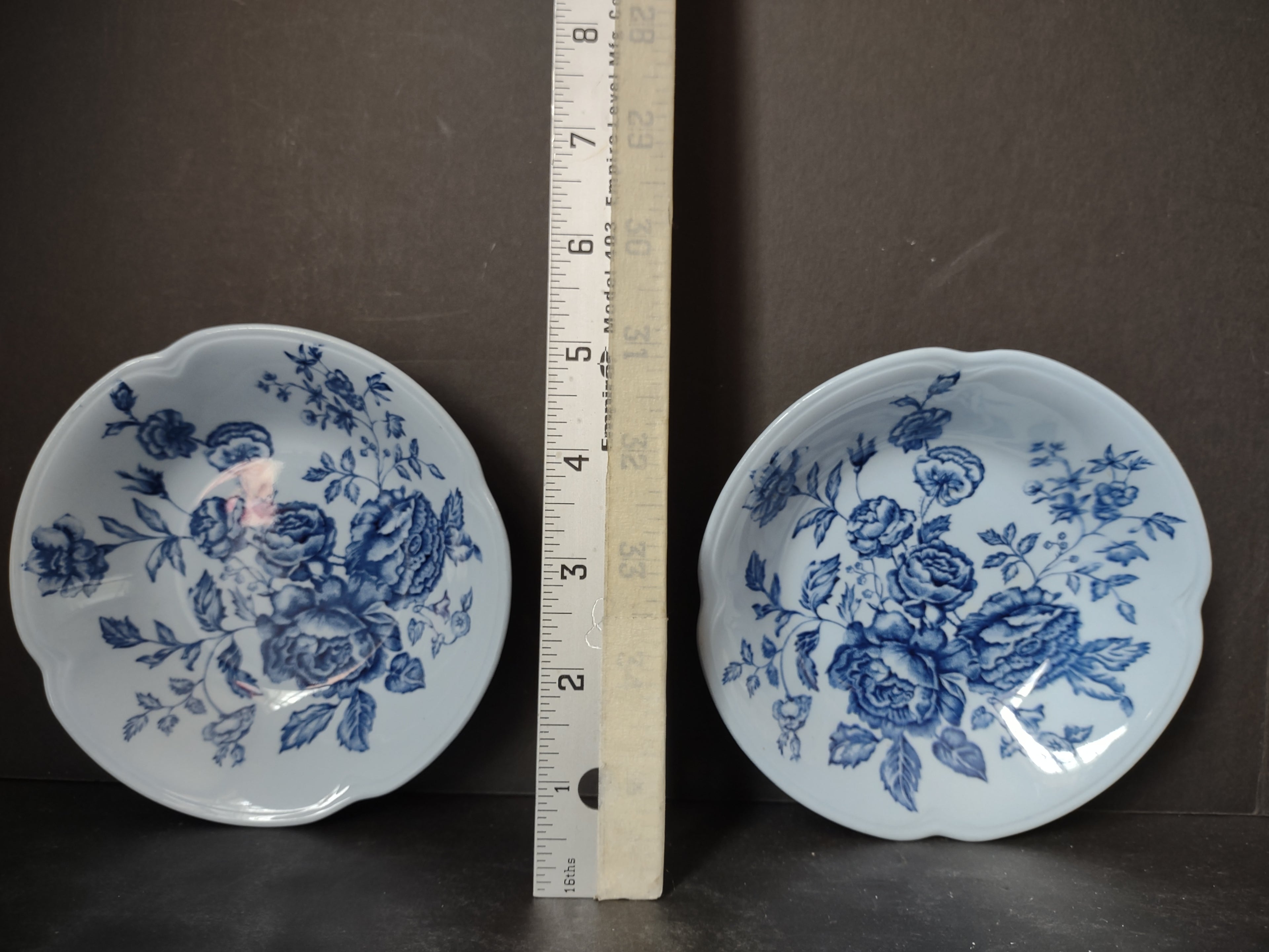 Vintage Ironstone Elizabeth Blue Johnson Bros Small Serving Bowl x 2 (lot 5554)