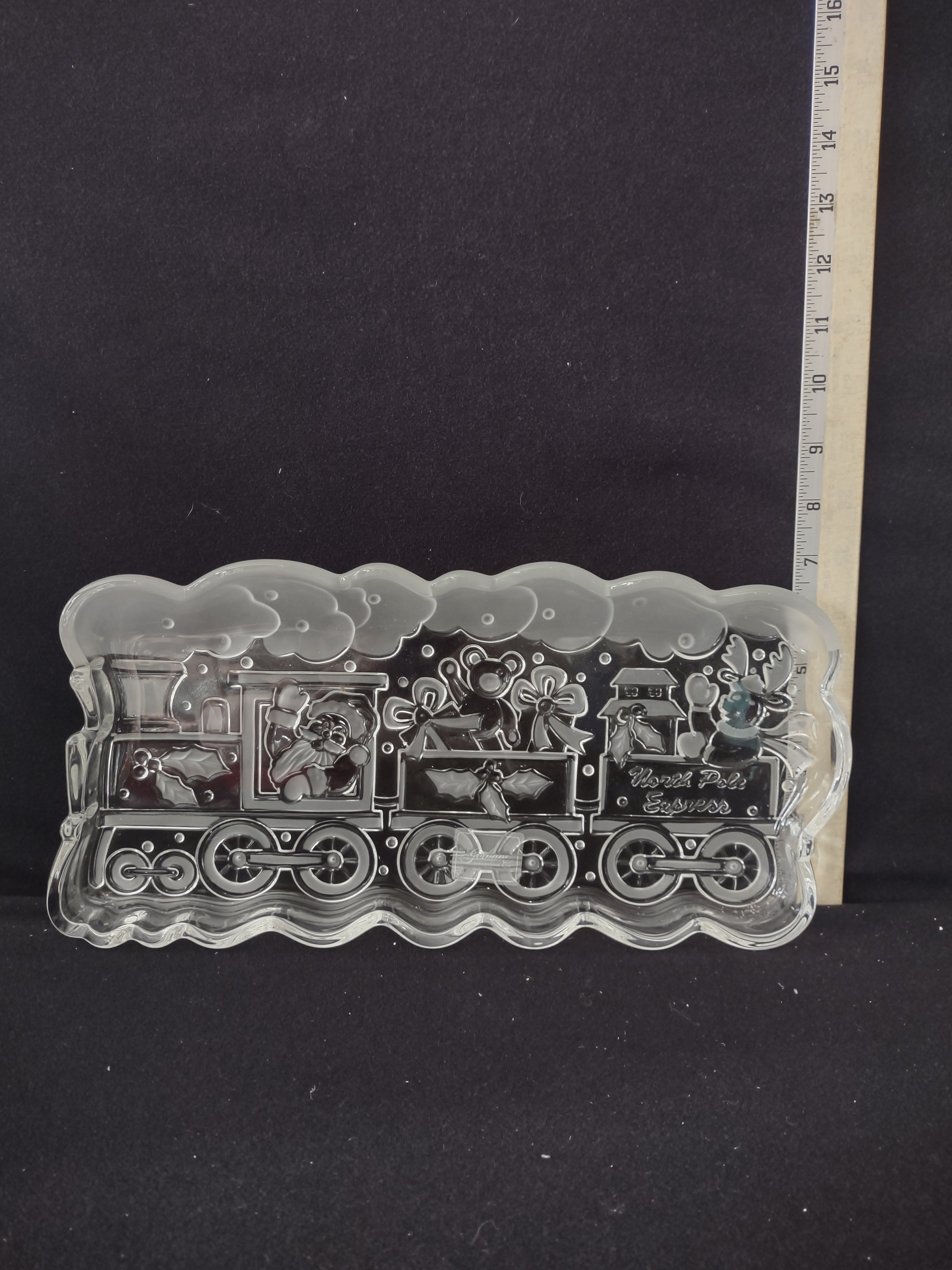 Vintage Christmas Gorham Santa North Pole Express Crystal Server (Lot 3759)