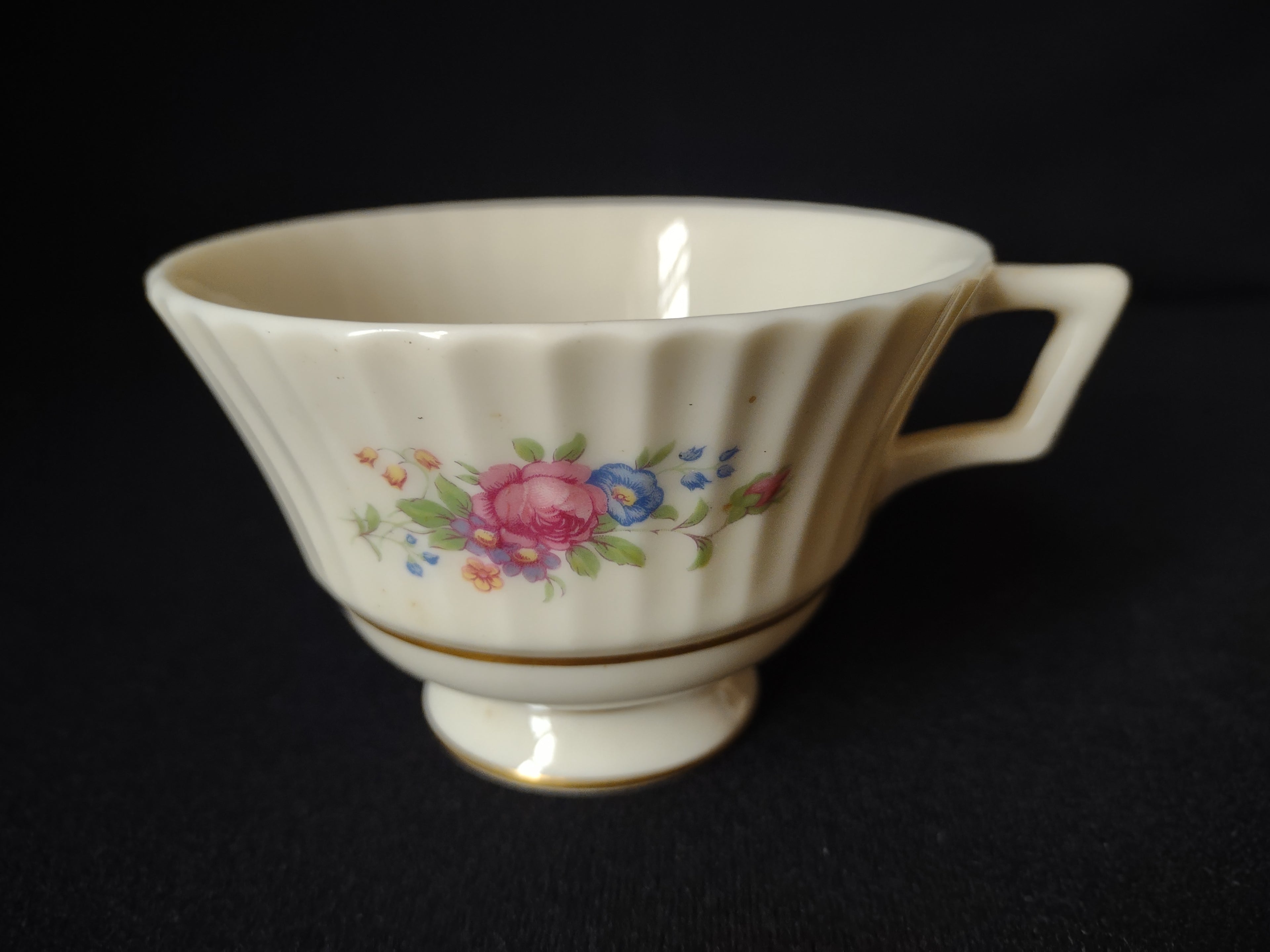 Vintage Lenox Pavlova Tea Cup ONLY Gold Stamp (lot 1842)