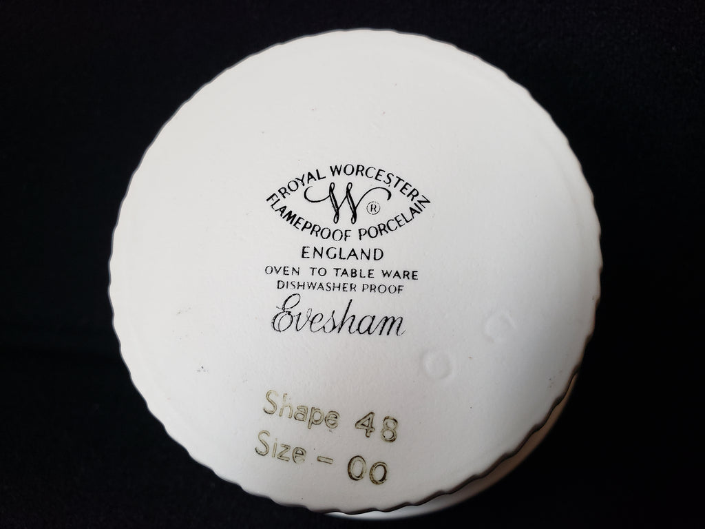 Vintage Royal Worcester Evesham Quiche Souffle Baking Porcelain Dish (lot 2096)