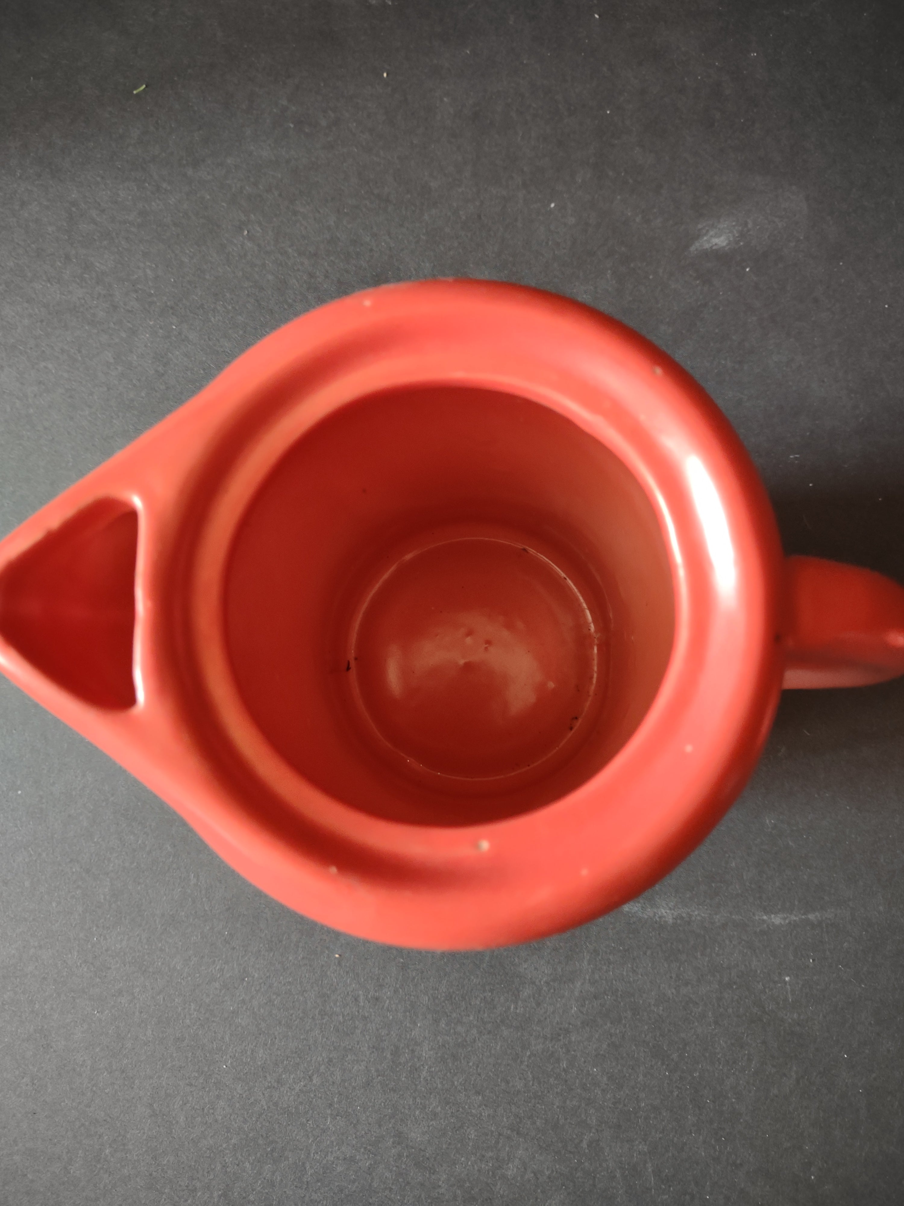 Ceramic Teapot Red Pink Ombre Beehive Lid Art Deco (Lot 5318)