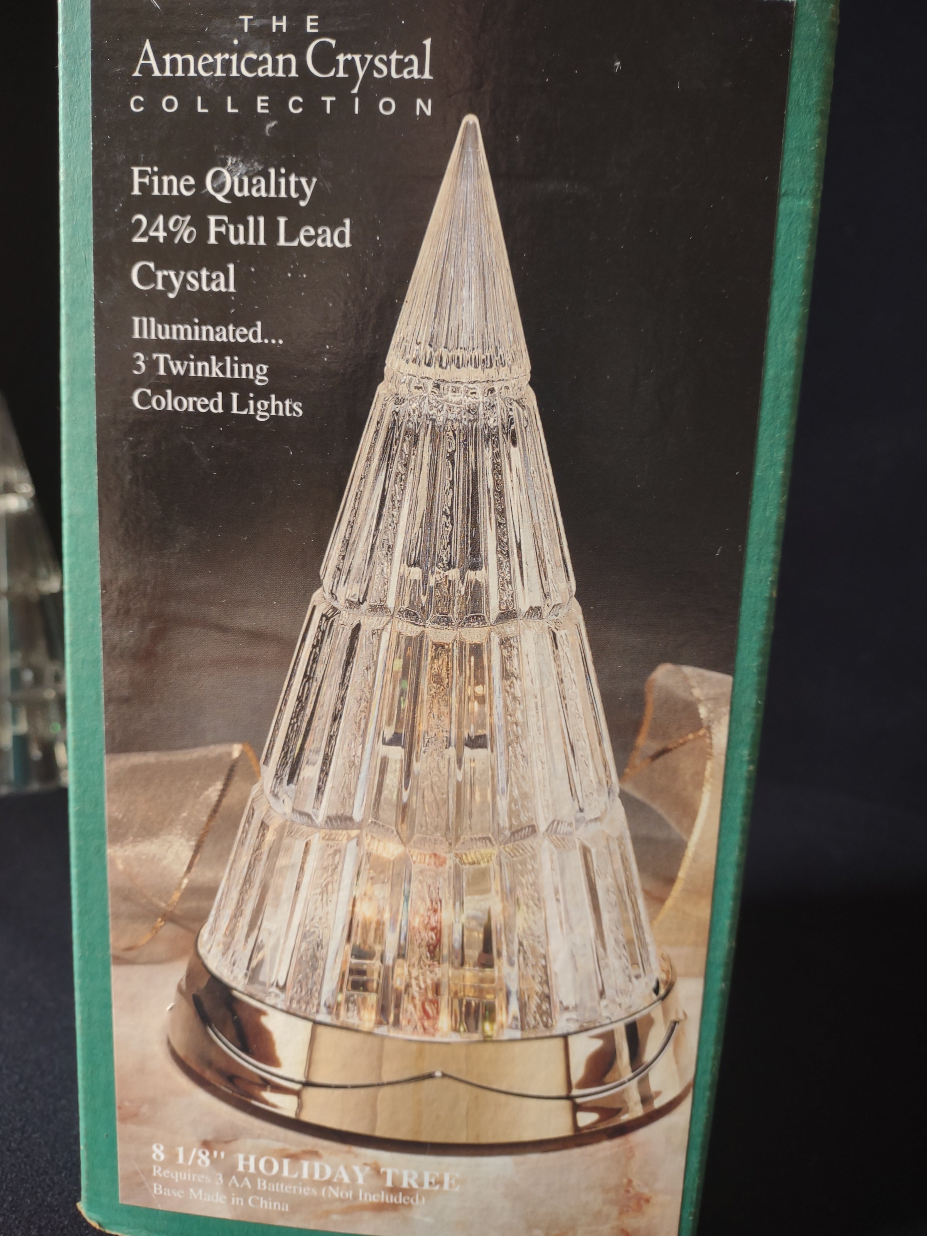 The American Crystal Collection Lighted Holiday Tree (lot 1732)