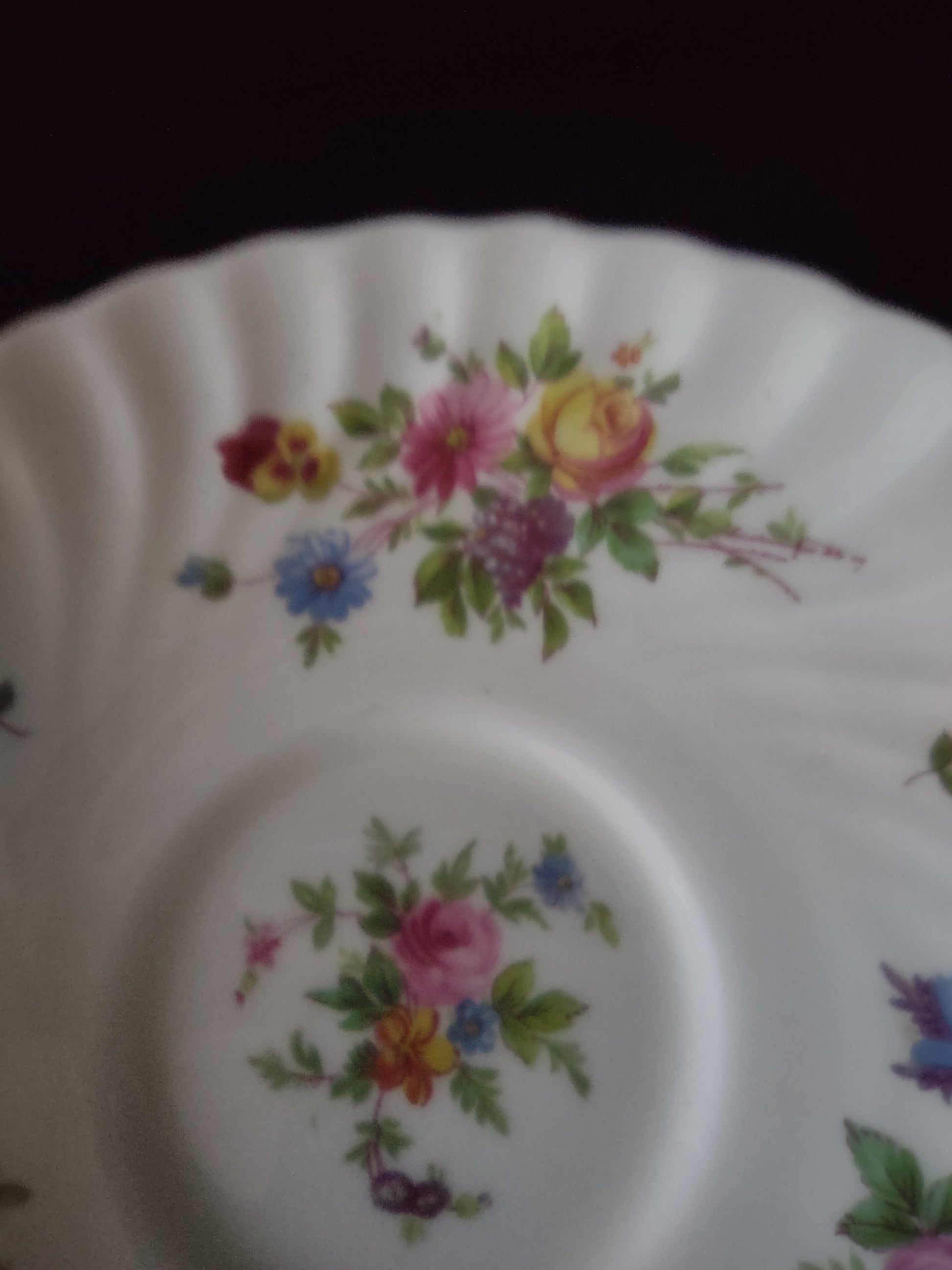Vintage Minton Marlow Saucer Bone China Floral Scalloped (Lot 5506)
