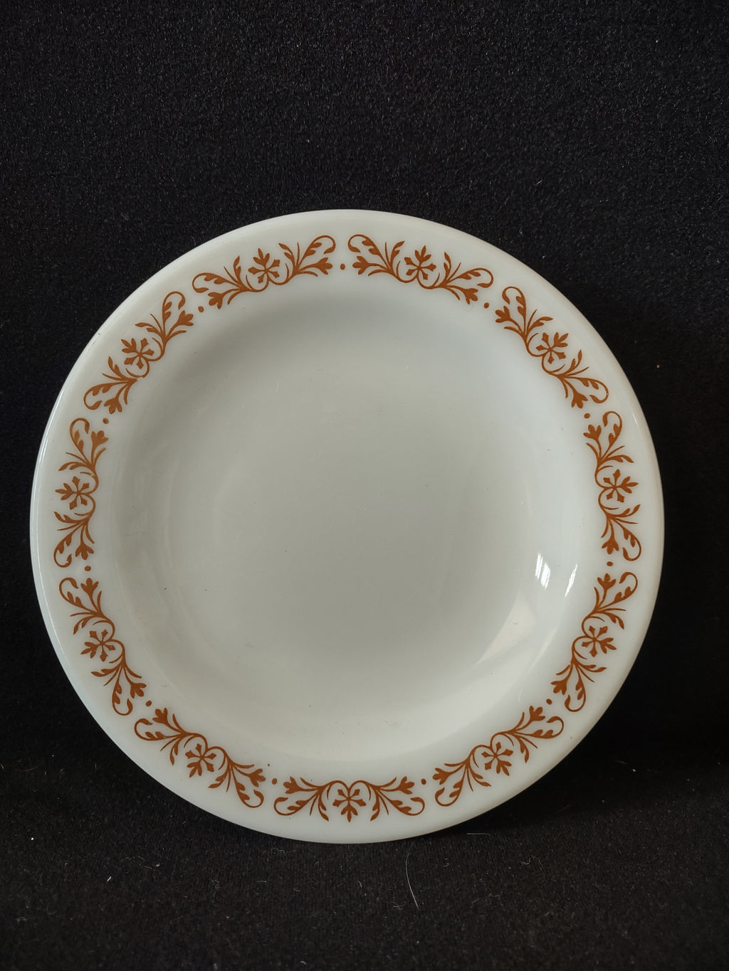 Vintage Pyrex Milk Glass USA Copper Filigree 6-1/2" Dessert Plate (lot 5209)