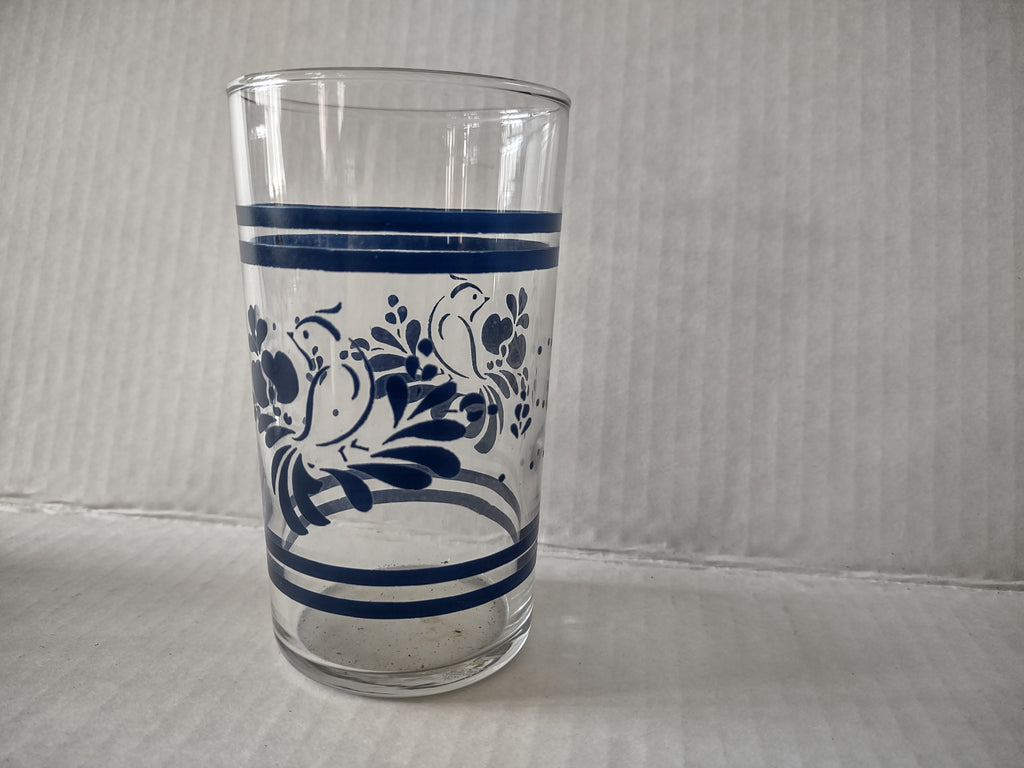 Vintage Folk Art Small 4-1/4" Drinking Glasses x 2 Pfaltzgraff (lot 5165)