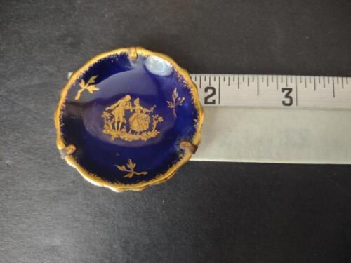 lot 786 Limoges France Cobalt Gold Trim2 x Decoration 1-3/4" Courting Couple