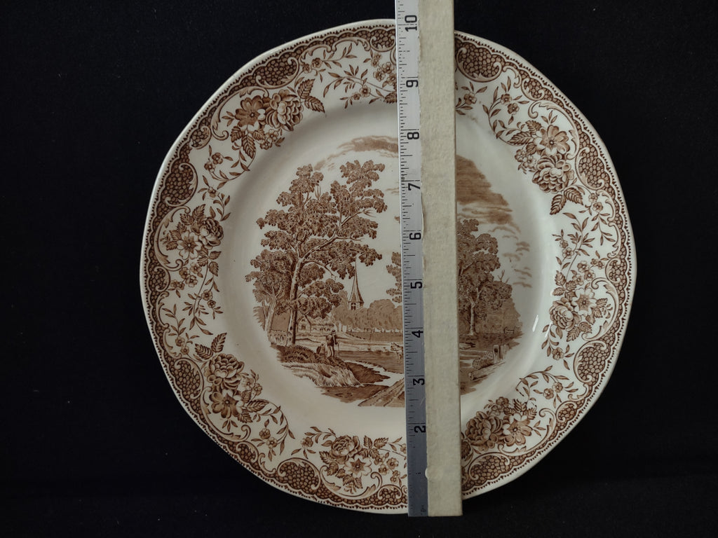 Vintage Royal Tudor Ware Olde England Barker England Dinner Plate x 2 (lot 5541)