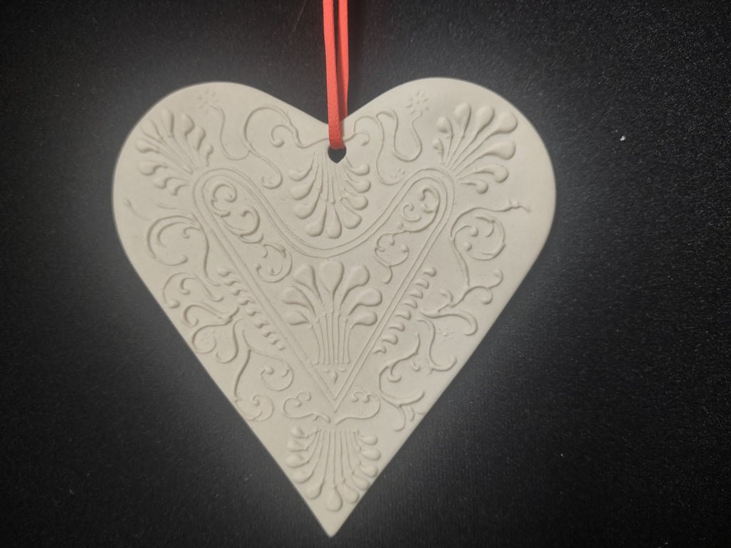 Vintage Unglazed Porcelain Ornament Heart (lot 1678)