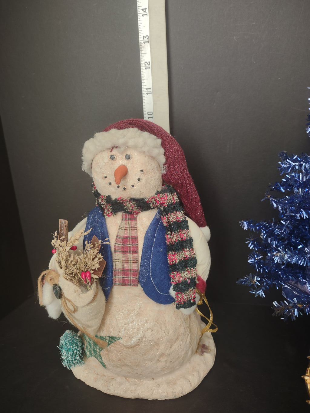Christmas Snowman Tinsel Blue Small Tree Decor (lot 1278)