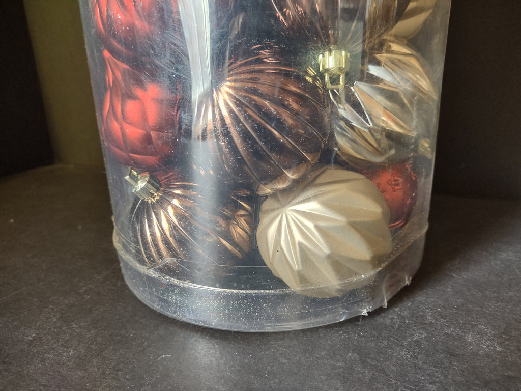 Vintage Shatterproof Plastic Christmas Ornaments Red Brown 48 ct. (lot 1623)
