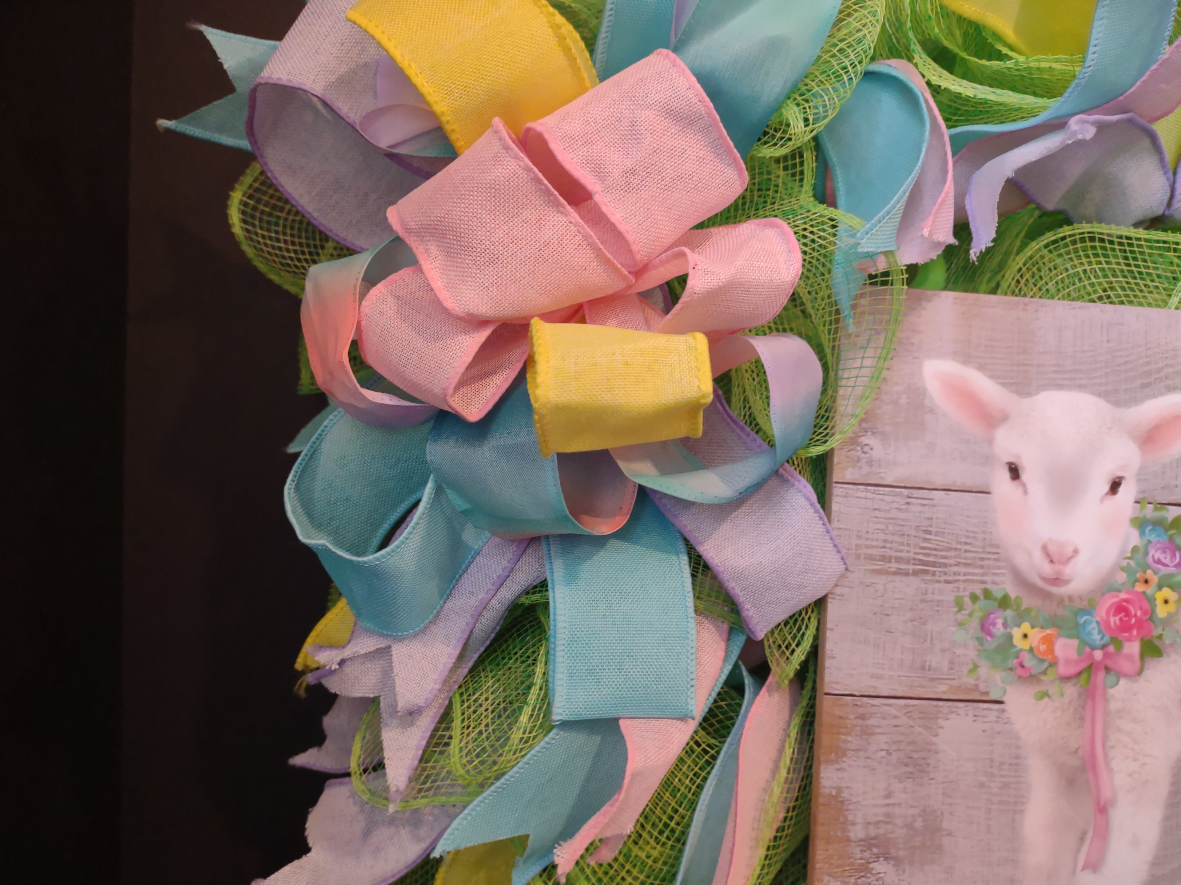 Front Door Wreath Mesh Decor Easter Lamb (lot 1365)