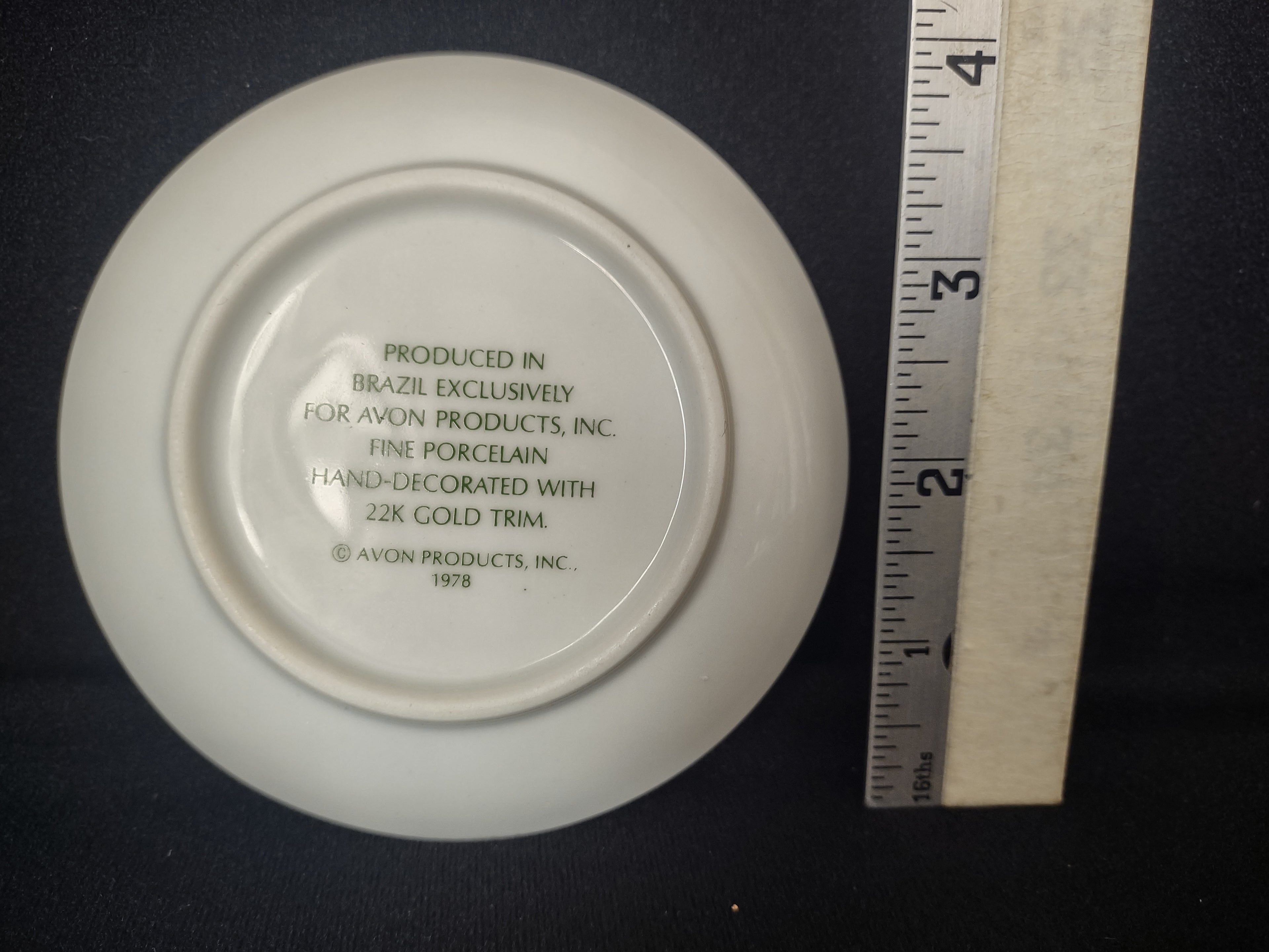 Made Brazil for Avon Porcelain 22k Gold Trim Dessert Demi-Cup Candle (lot 2724c)