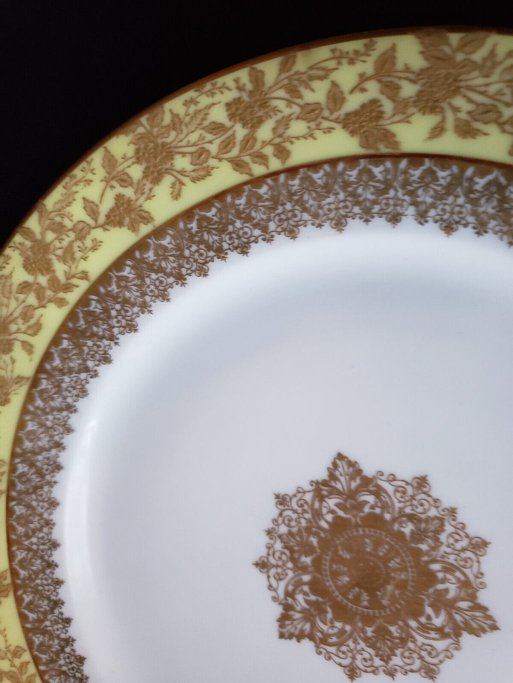 GDA Limoges France Salad/Luncheon Plate Yellow Raised Gold Snowflake (lot 650)