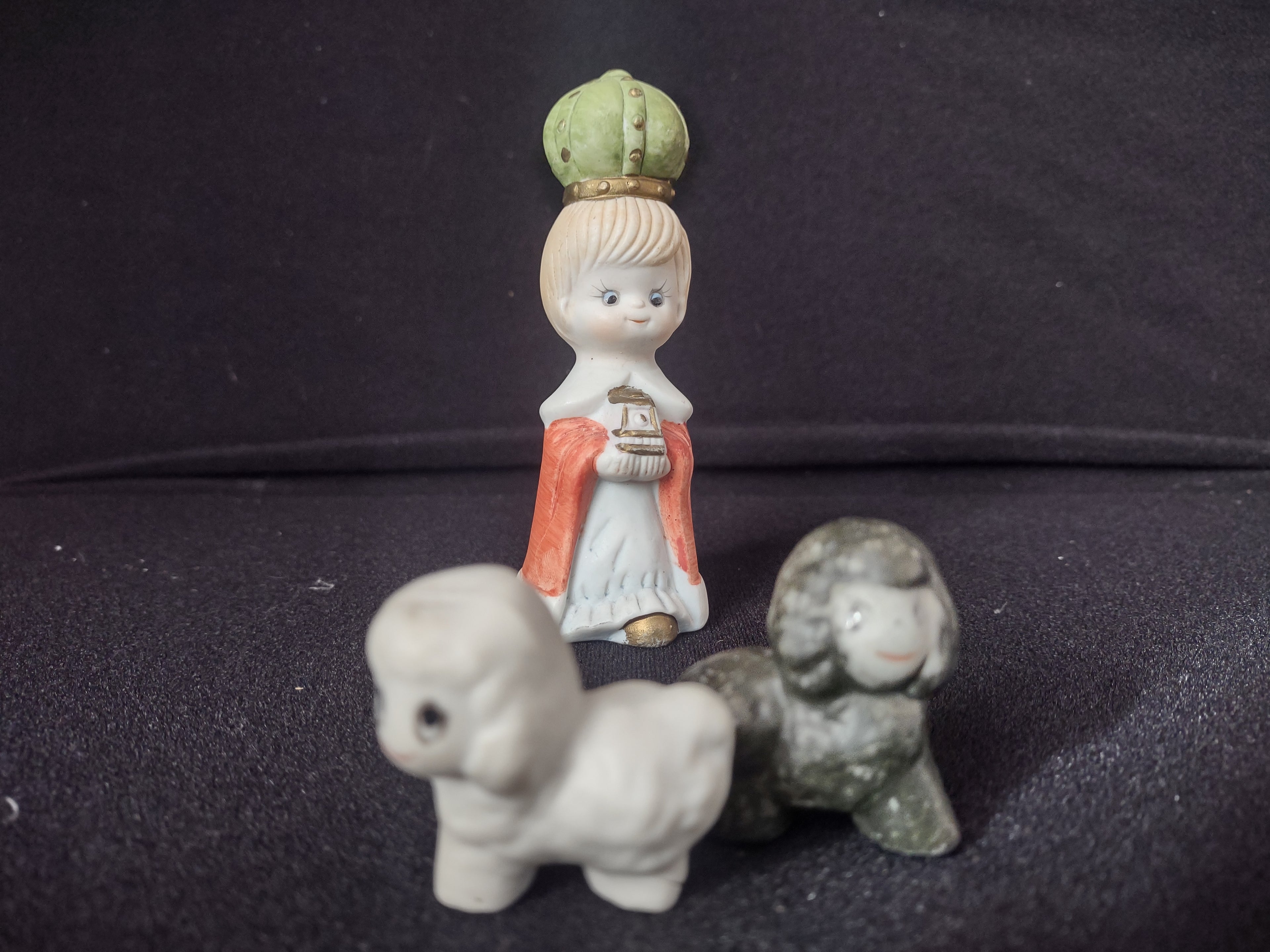 Vintage Christmas Childrens Wiseman with Lamb and Sheep (lot 2439c)