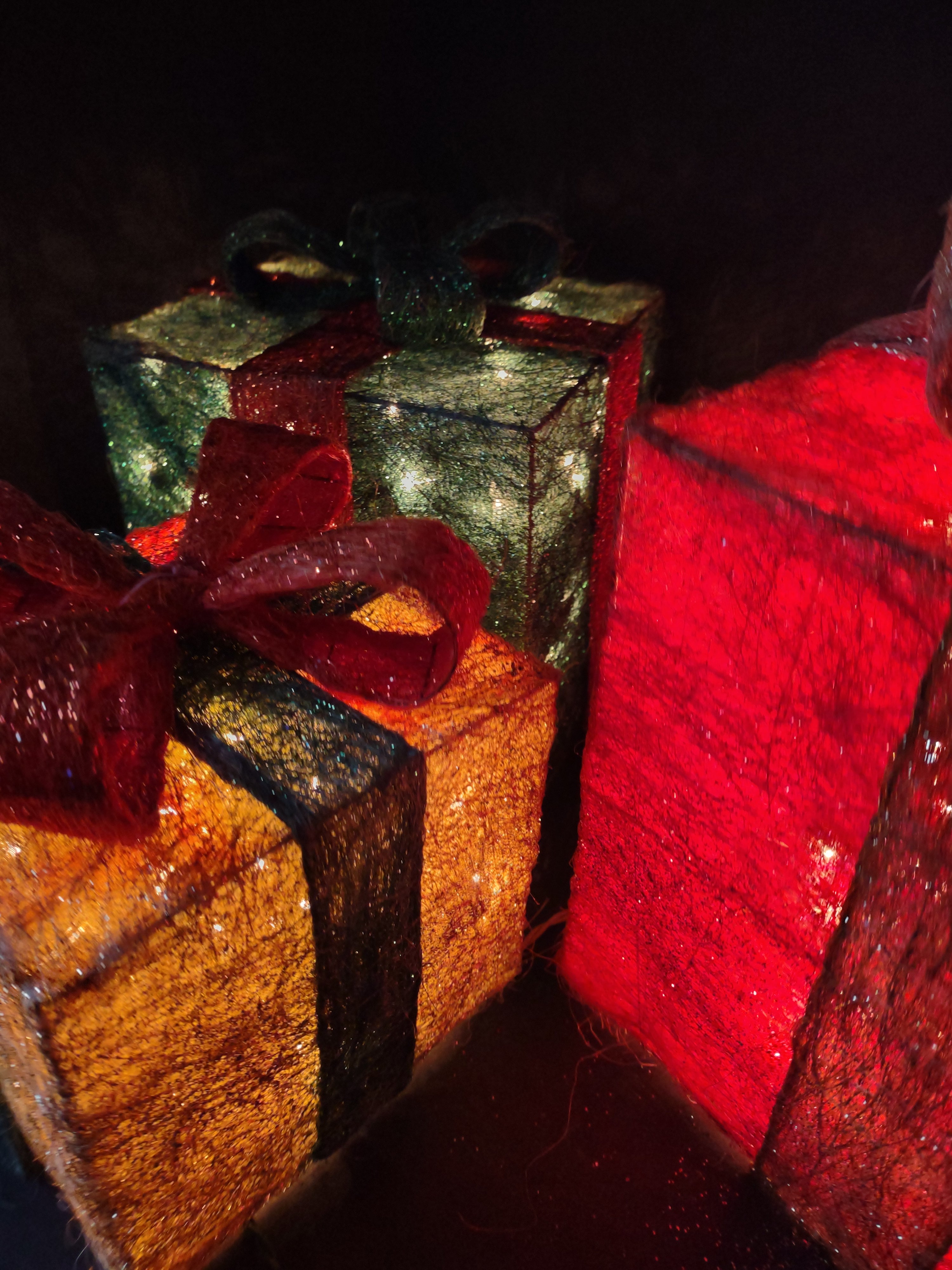 Christmas 3 Gift Box Set Multi-Color Sisal 140 Lights (lot 1390)