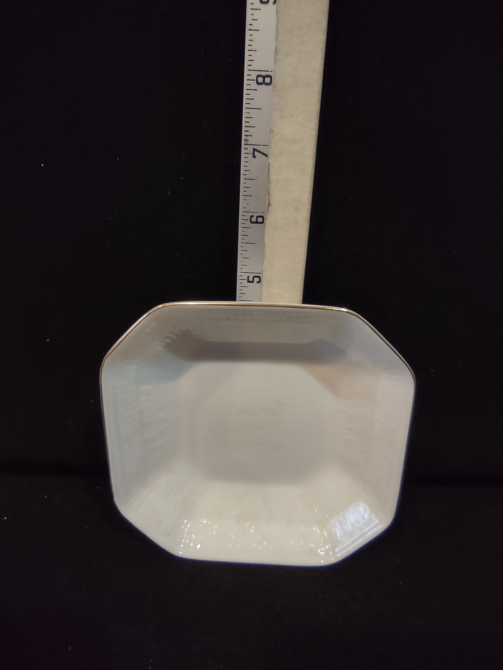 Vintage Minton White Paisley Bone China Square Nut Dish (Lot 5505)