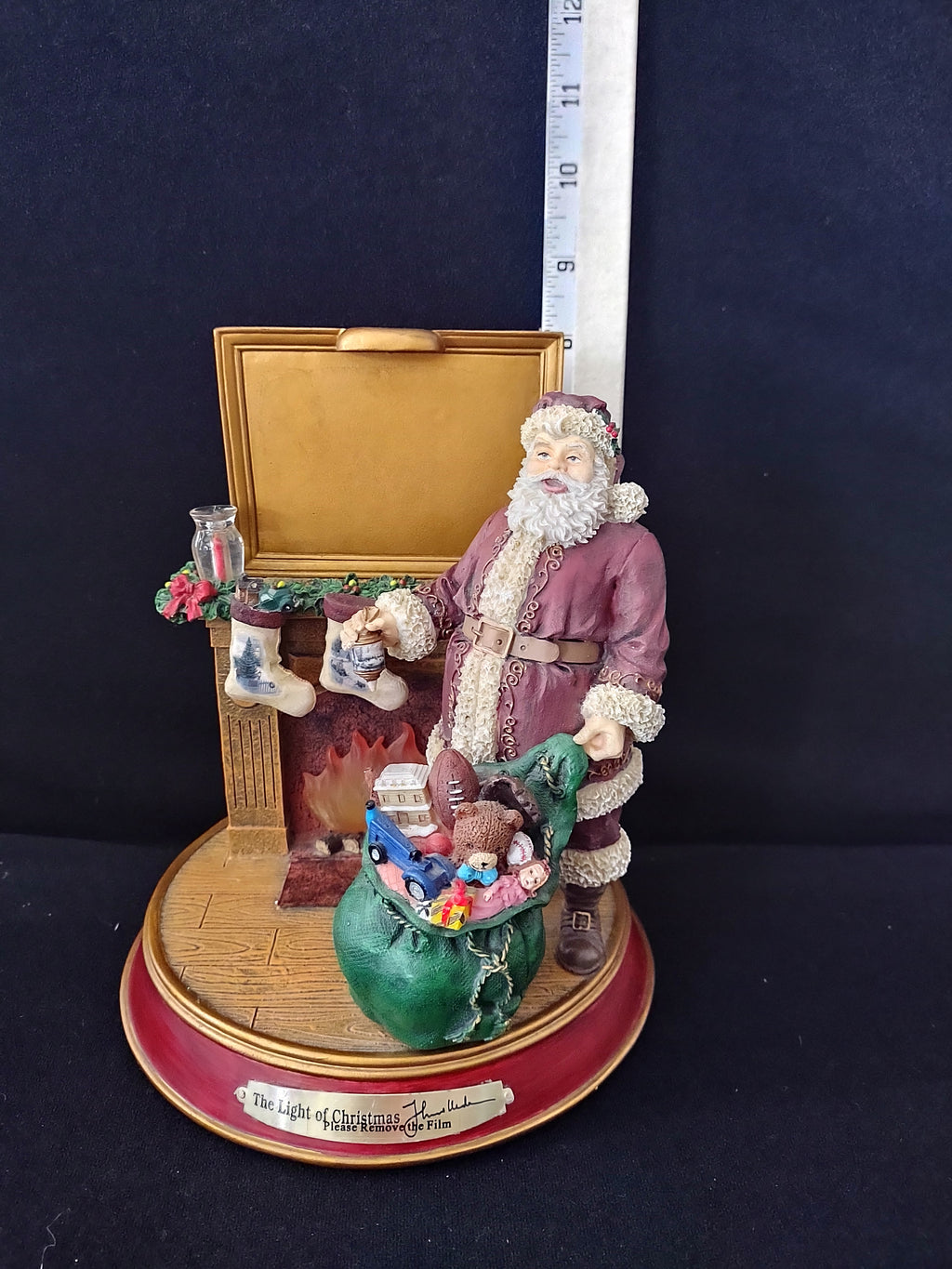 Vintage 2003 Thomas Kinkade Light Up The Holidays Flickering Fireplace (Lot 4077