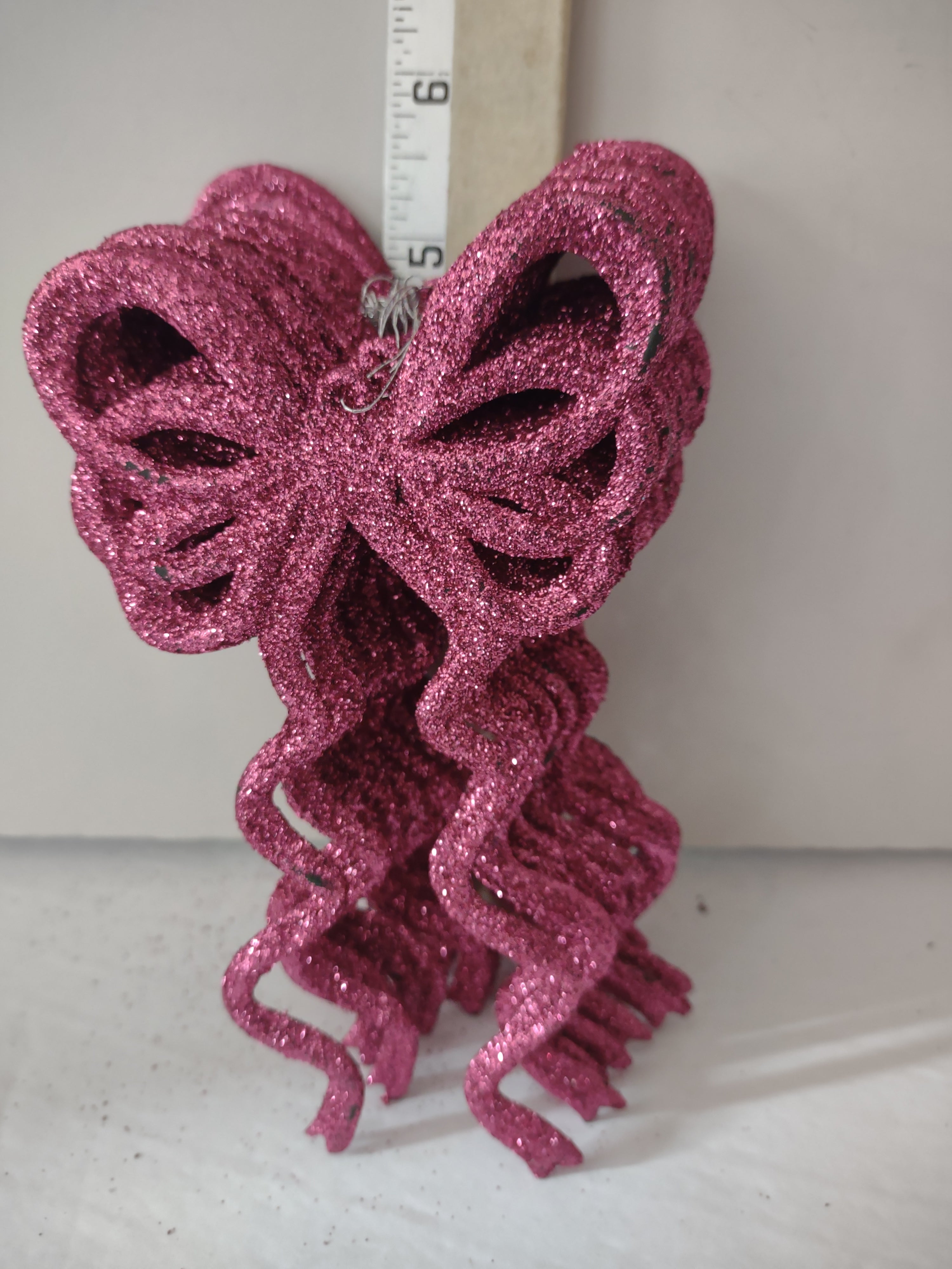Christmas Glitter Ornaments 12 Pink Bows 12 Gifts 12 Trees 10 Angels (Lot 4155)