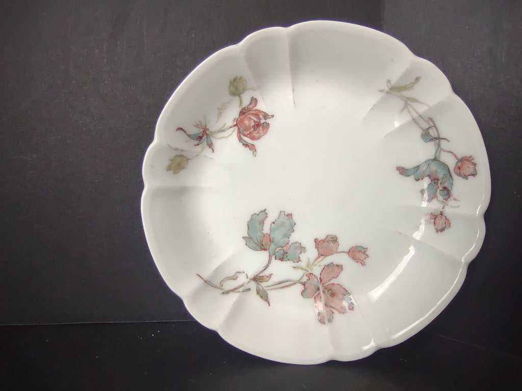 Antique 1889 Haviland Limoges Blue Red Flower Small Bowl (lot 951)
