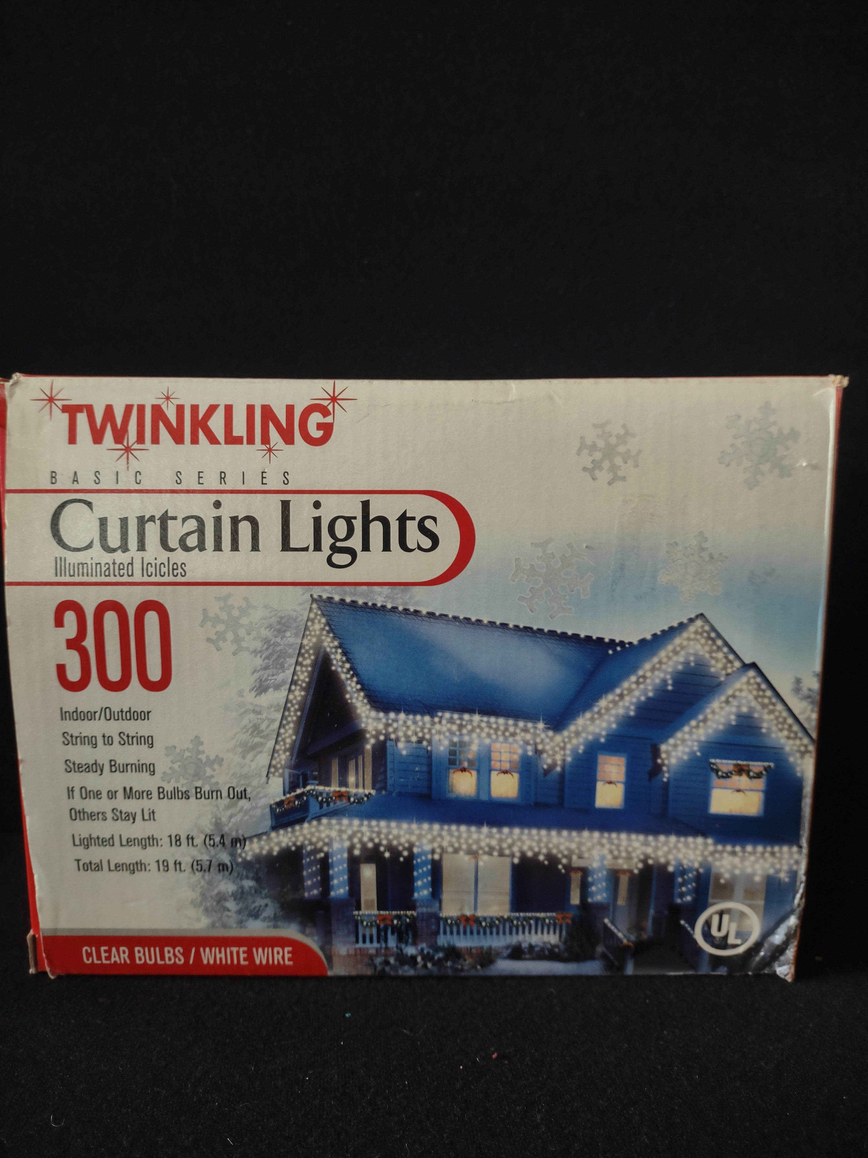 Christmas 300 Curtain Clear 18 Ft Each Twinkle Icicle 2 Boxes (Lot 4193)