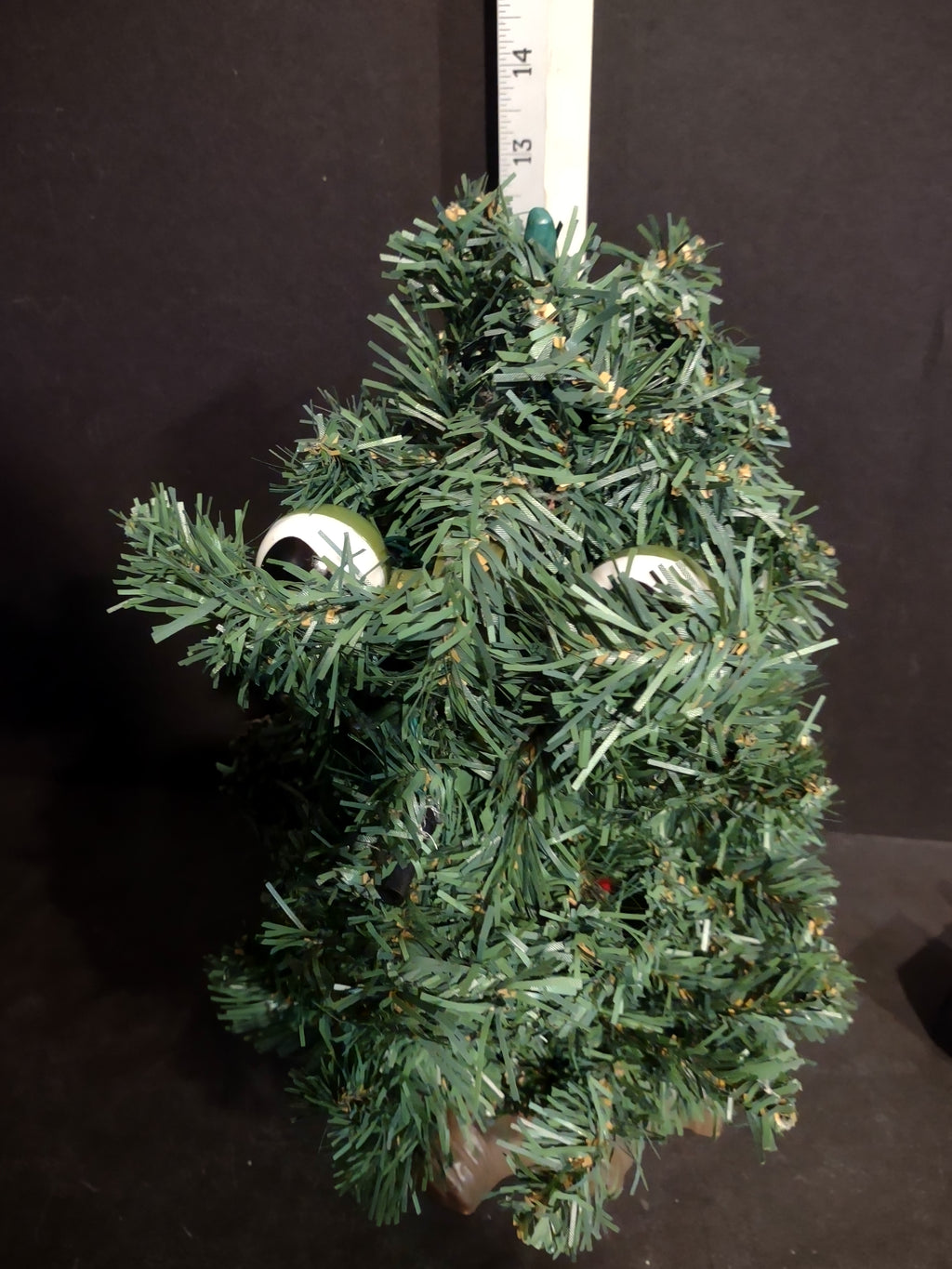 Vintage Douglas Fur Gemmy Talking Tree for PARTS with Adapter (lot 3428)