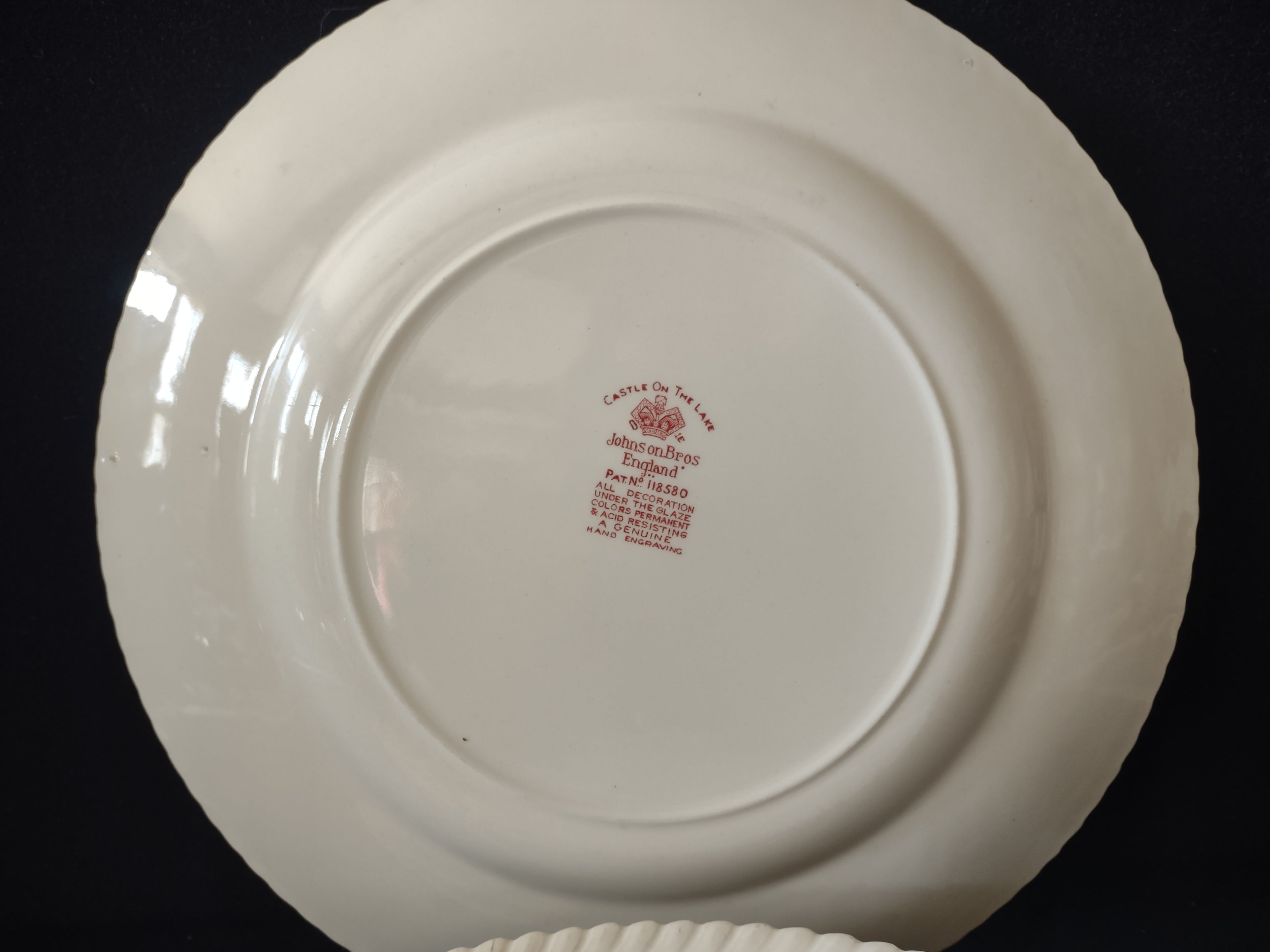 Vintage Castle On Lake Johnson Dinner Plate x 6 English Countryside (lot 5704)