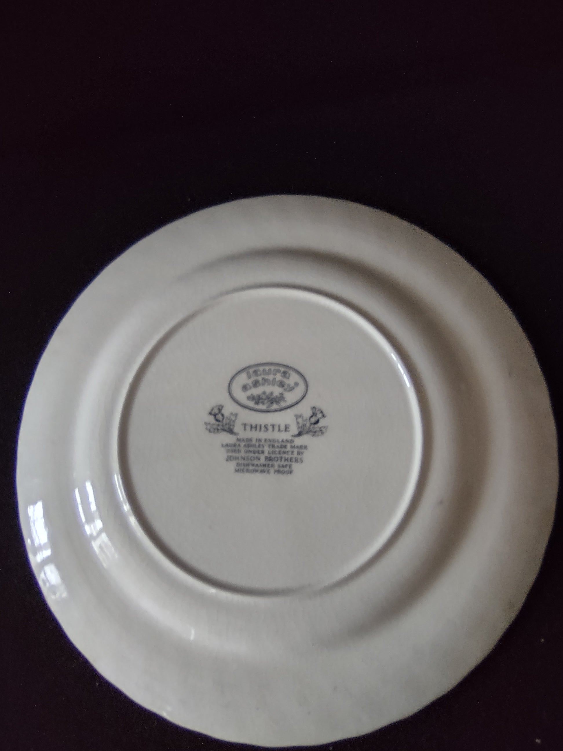 Vintage Laura Ashley Johnson Brothers 10" Dinner Plate Thistle (Lot 5566)