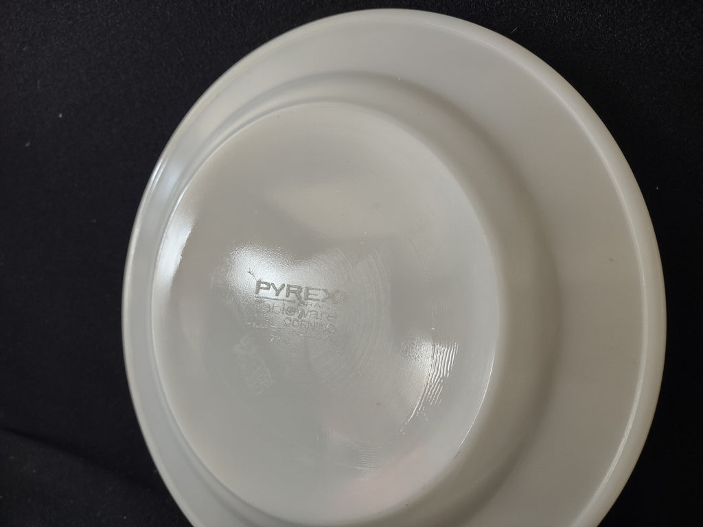 Vintage Pyrex Milk Glass USA Copper Filigree 8" Salad Plate x 2 (lot 5208)
