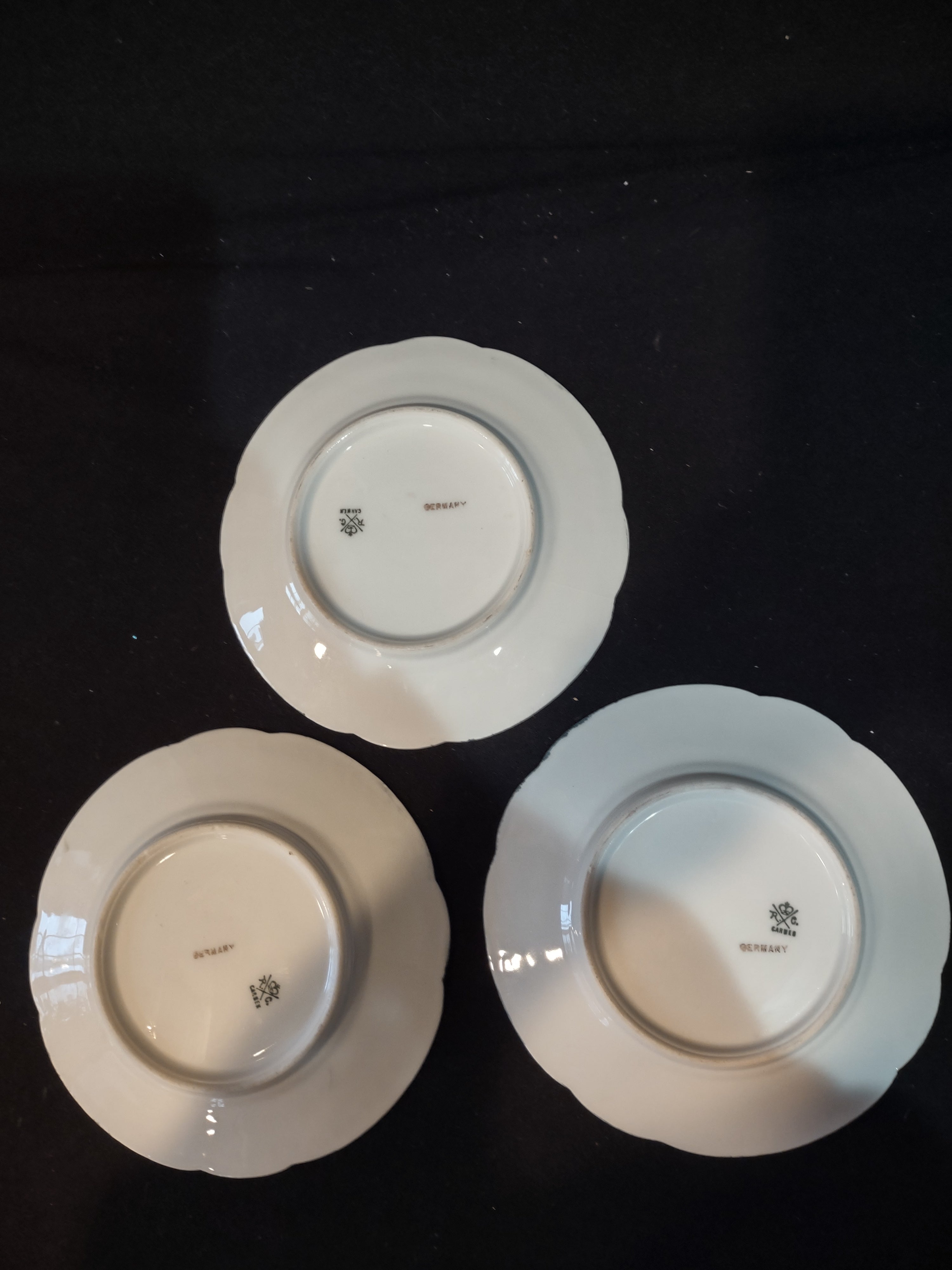 Vintage German Carmen Porcelain Plate Pink Roses Gilded Gold Rim X 3 (Lot 5350)