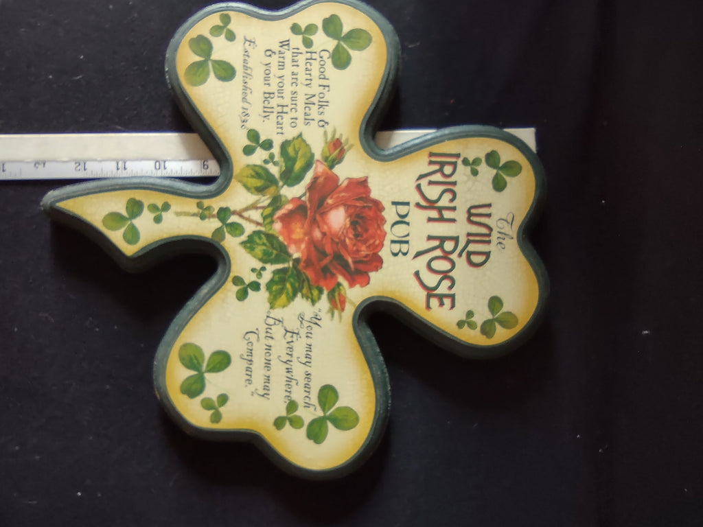 Vintage Wooden Wall Hanging Wild Irish Rose Pub Shamrock Shaped (Lot 5197t)