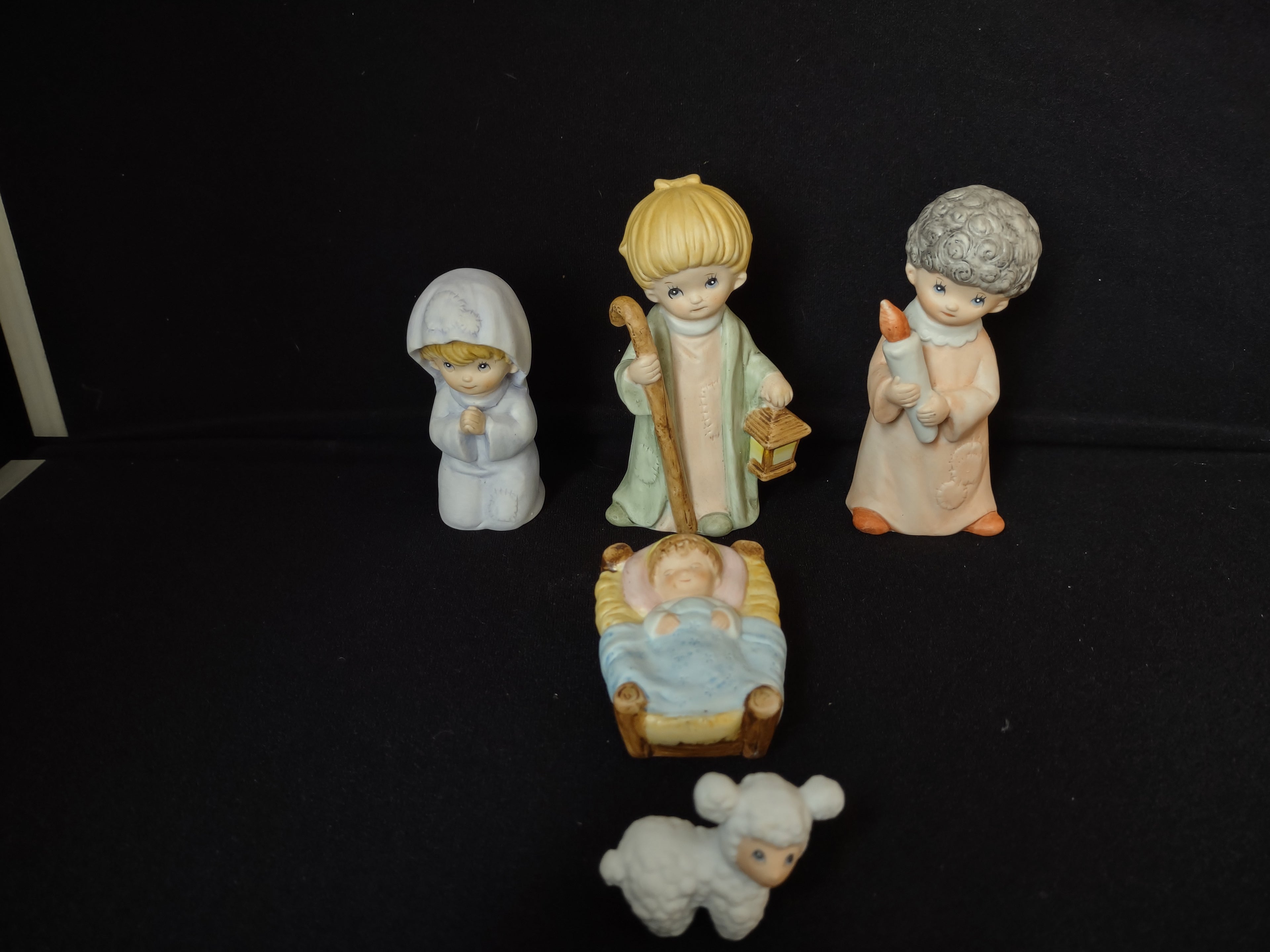 Vintage Homco Home Interiors Childrens Porcelain Pastel Nativity Set (lot 2427)