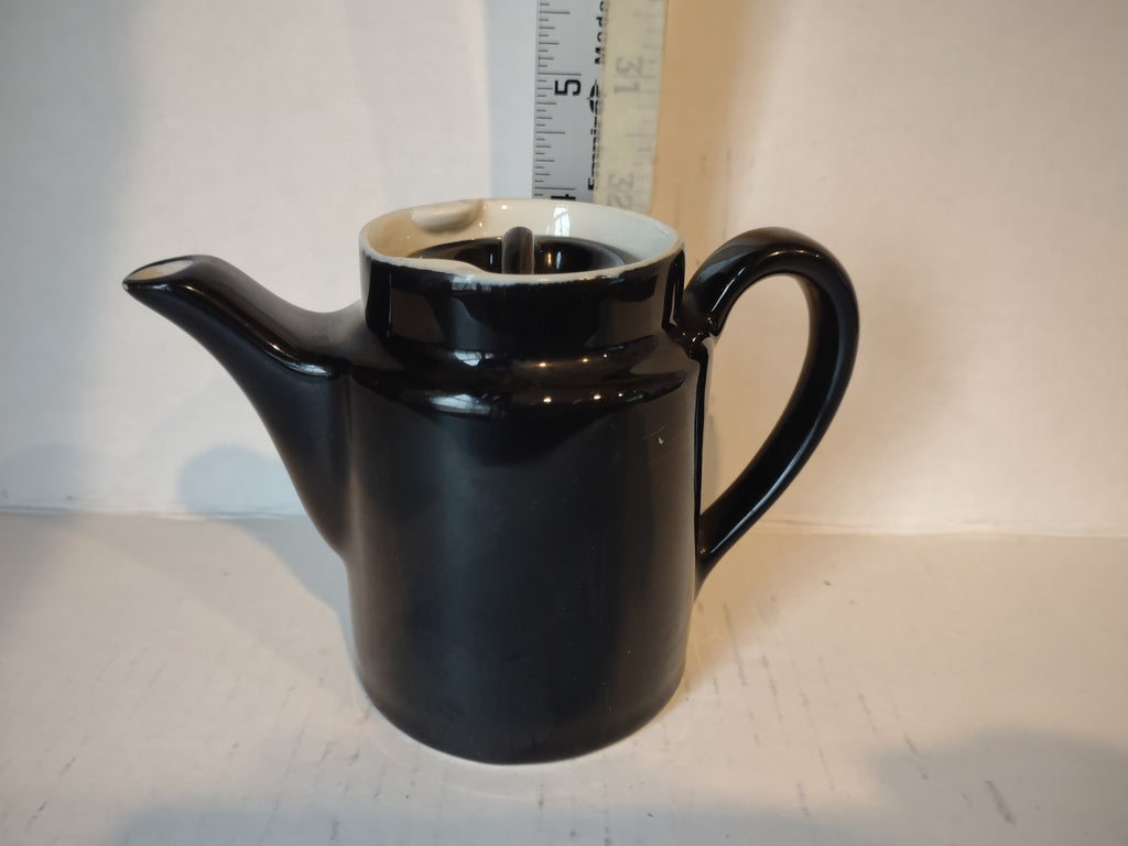 Vintage High Gloss Black Glaze White Lining Small Ceramic Teapot 4" (lot 5336)