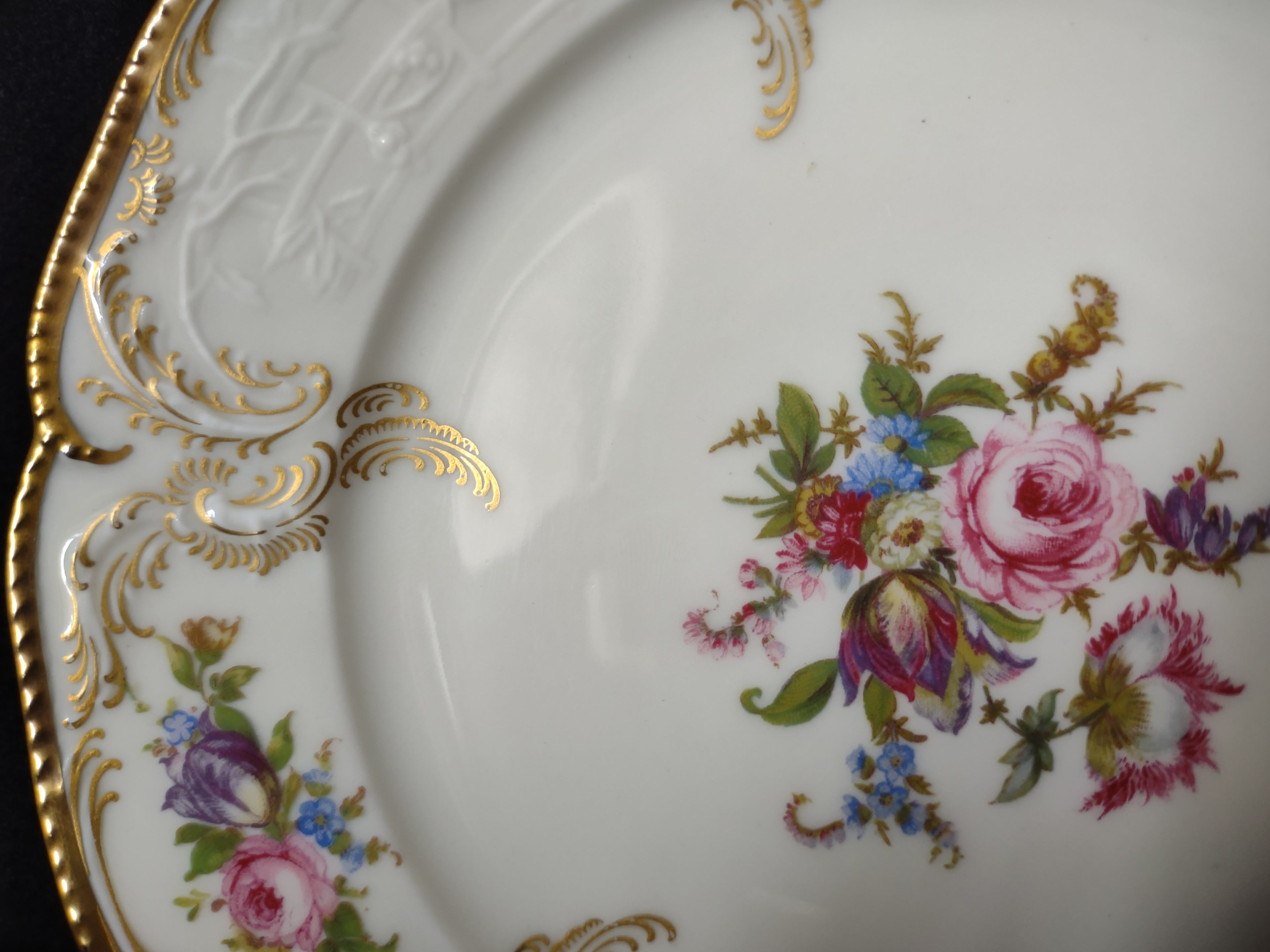 Rosenthal Set of 2 Dessert Plate Scrolled Edge Gold Trim (lot 1767)