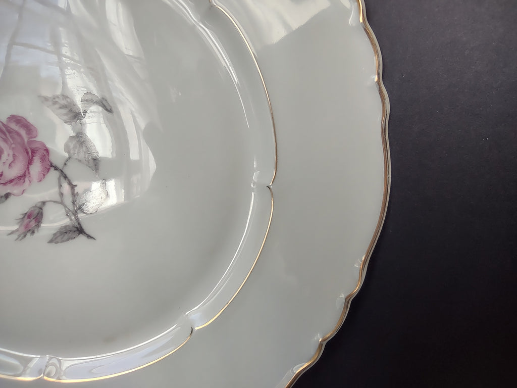 Haviland Limoges French Cottage Chic Bagatelle Rose Dinner Plate (lot 1123)