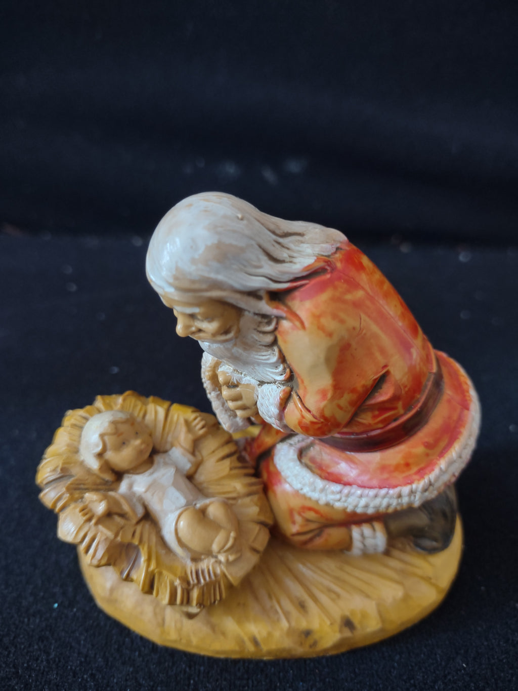 Vintage Christmas Fontanini Kneeling Santa Infant Jesus Figurine (Lot 3945)