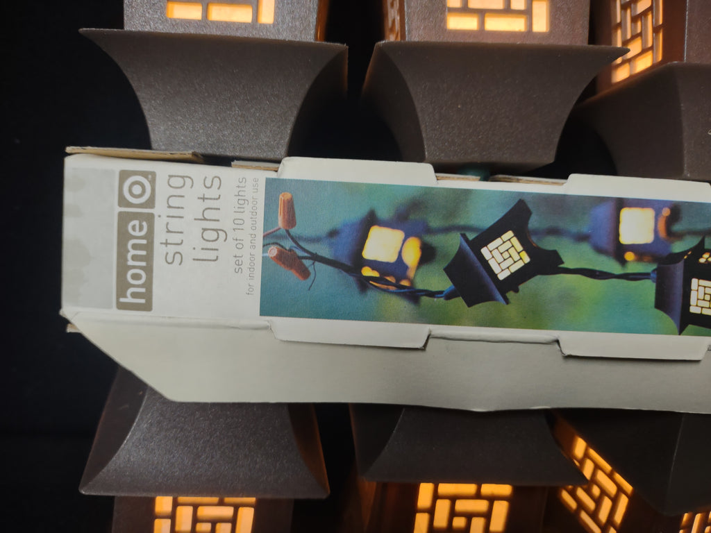 String of 10 Lantern Lights (lot 2487)