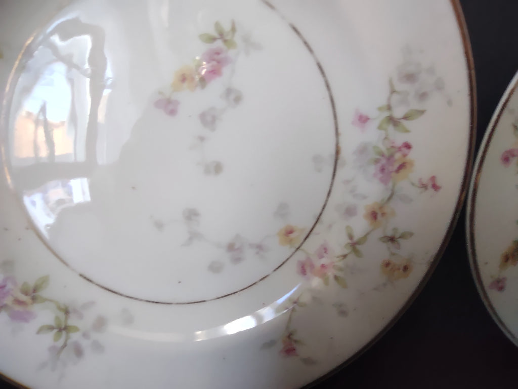 Haviland France Limoges 2 x Bread/Butter 1 x Dessert Plate (lot 1094)