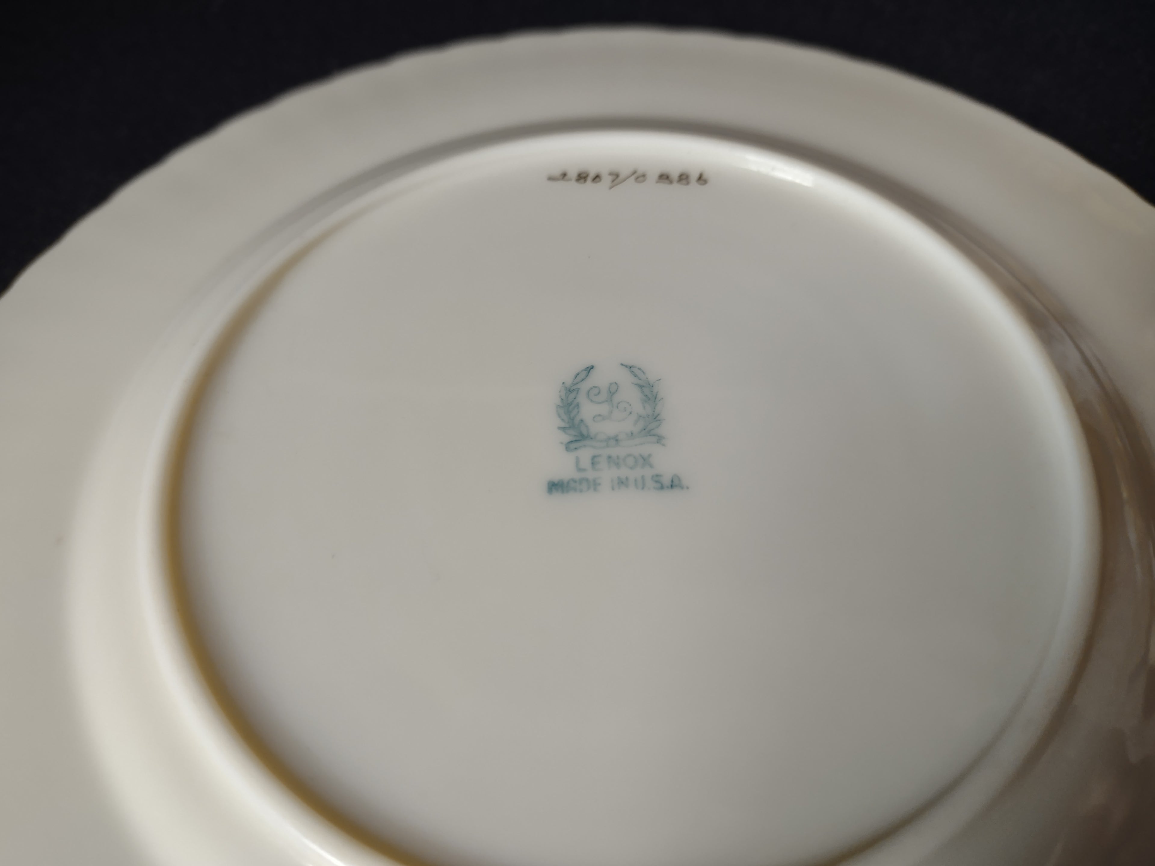 Vintage Lenox Pavlova Dinner Plate 10-3/4" (lot 1846)