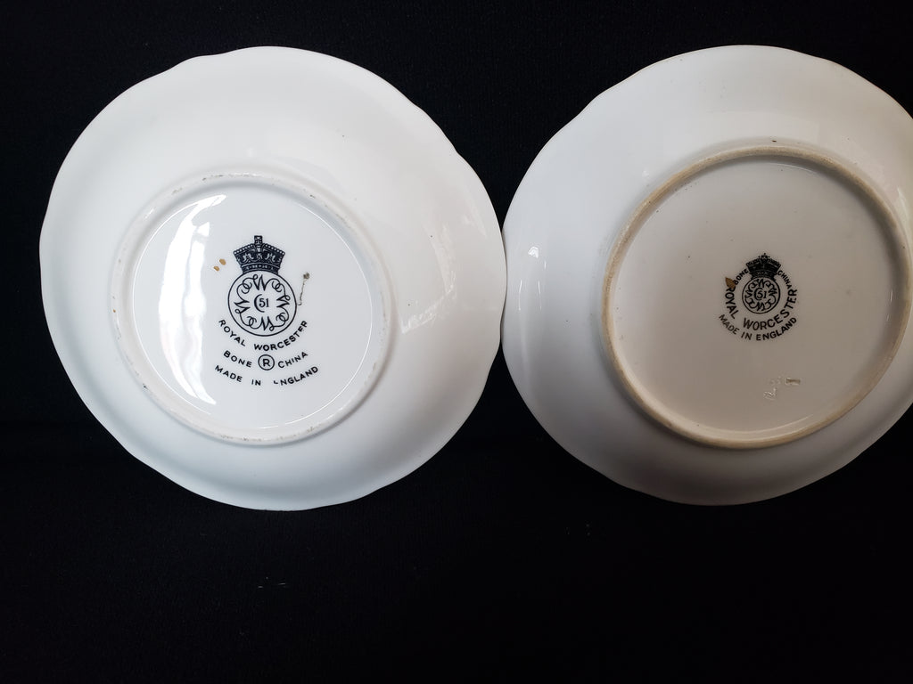 Vintage Royal Worcester Set 2 Coaster Small Dish Gold Trim 4"(lot 2070)