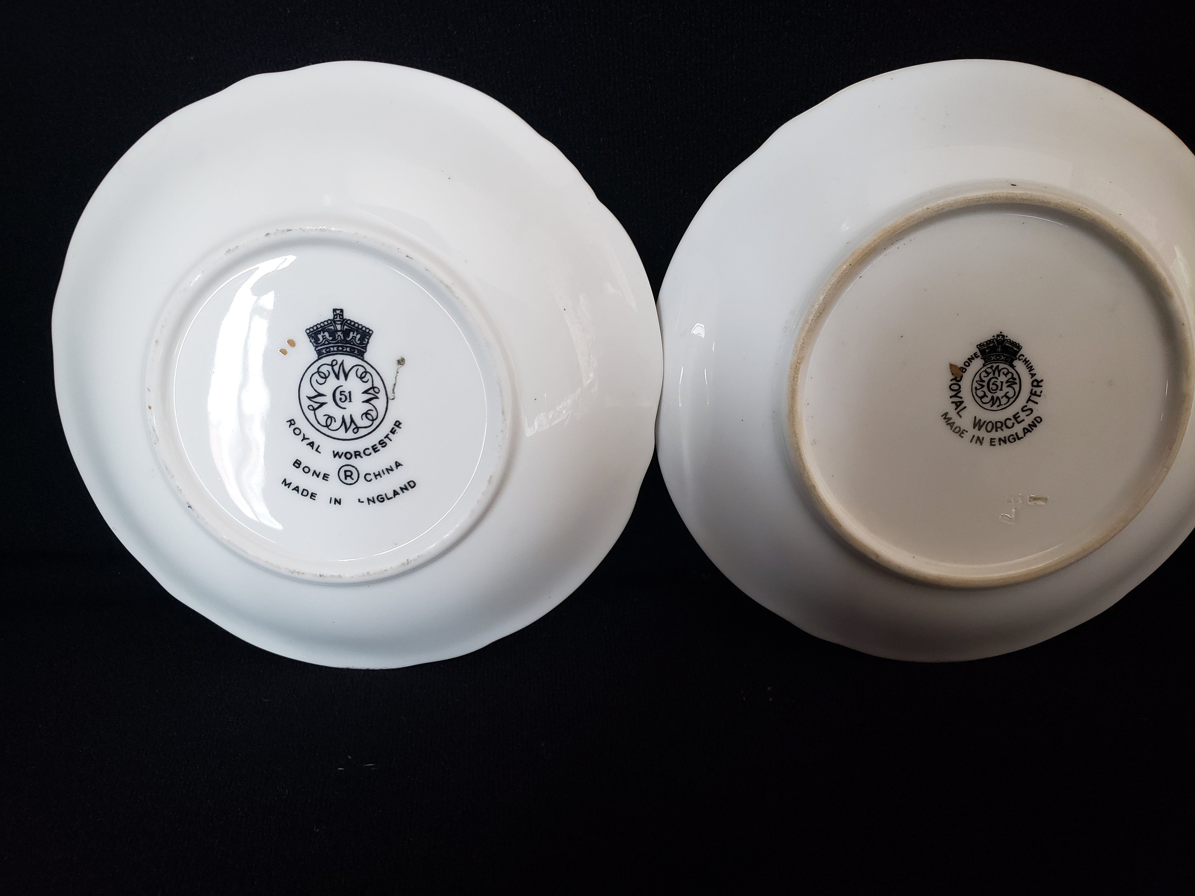 Vintage Royal Worcester Set 2 Coaster Small Dish Gold Trim 4"(lot 2070)
