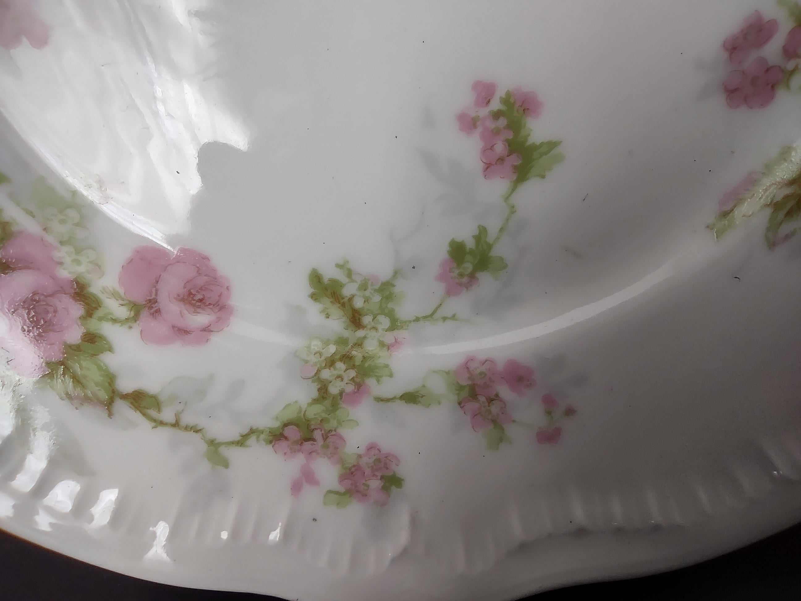 Haviland Limoges Dessert/Salad Roses Floral French Chic (lot 996)