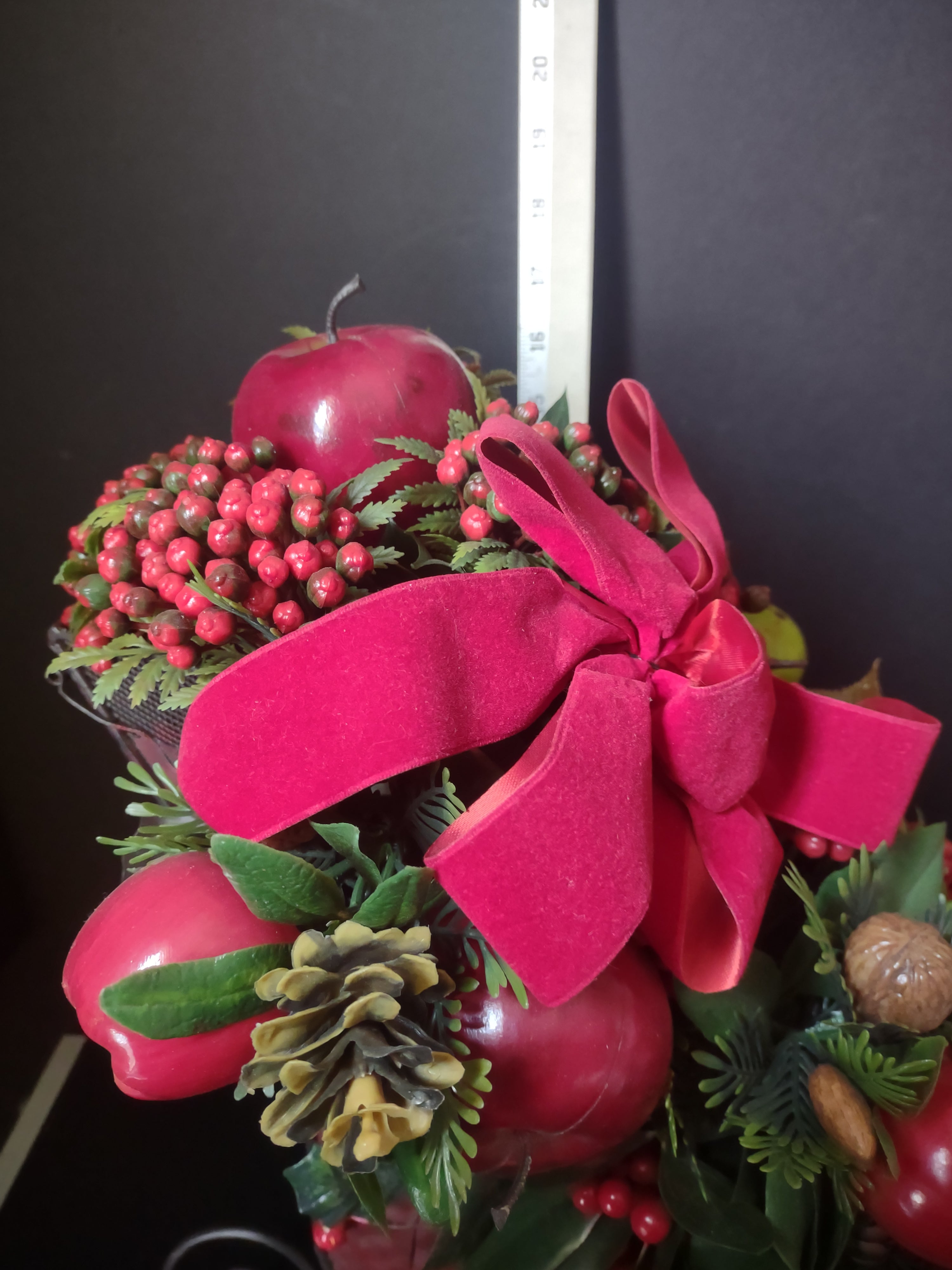 Christmas TabletopCenterpiece Decor Sleigh Apples Nuts Berries Pear (lot 1590)